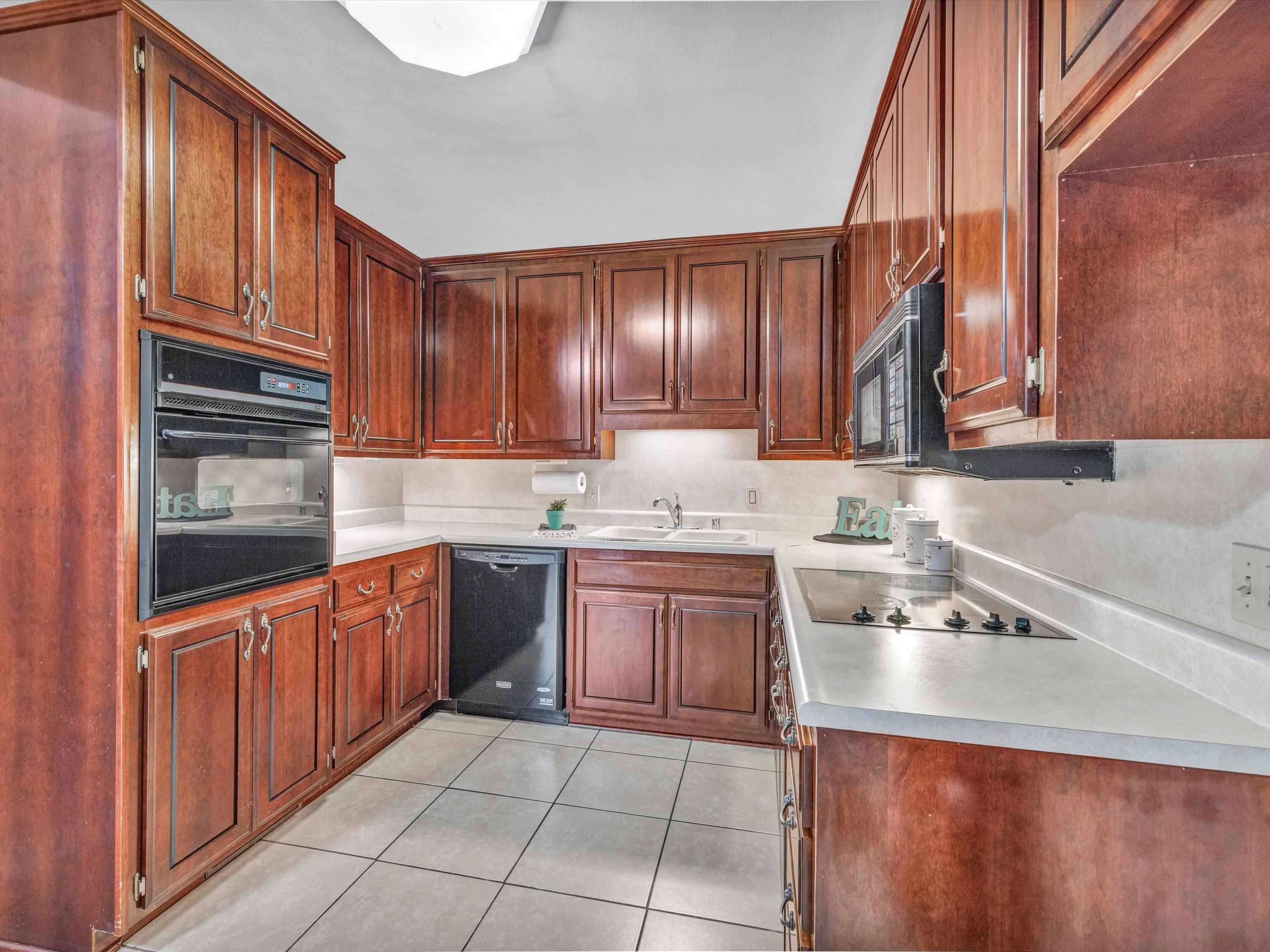 2803 Wesleyan Park Dr, Owensboro, Kentucky 42301, 3 Bedrooms Bedrooms, ,1 BathroomBathrooms,Single Family Residence,For Sale,Wesleyan Park Dr,89566