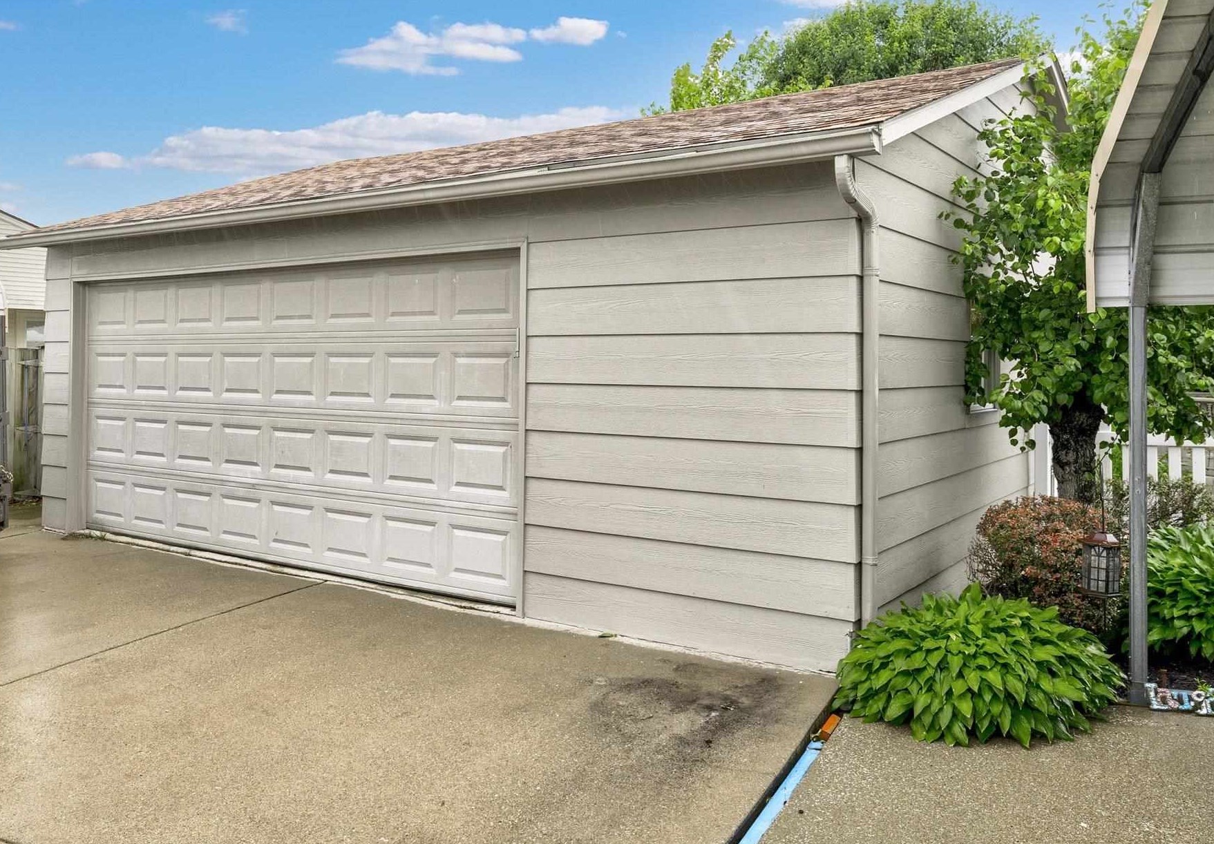2400 Strickland Drive, Owensboro, Kentucky 42301, 3 Bedrooms Bedrooms, ,1 BathroomBathrooms,Single Family Residence,For Sale,Strickland Drive,89567