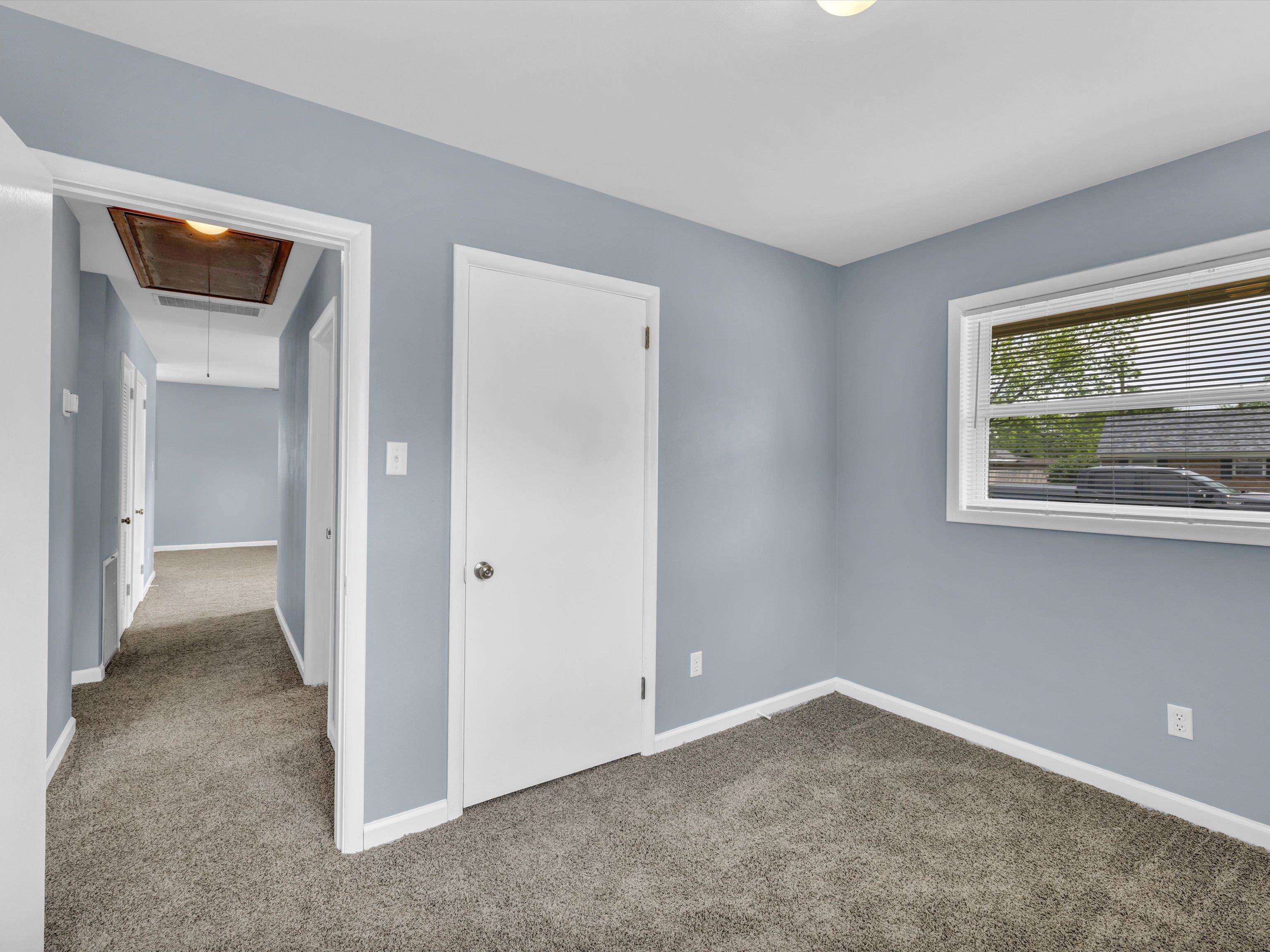 3812 Longfellow Drive, Owensboro, Kentucky 42303, 3 Bedrooms Bedrooms, ,1 BathroomBathrooms,Single Family Residence,For Sale,Longfellow Drive,89568