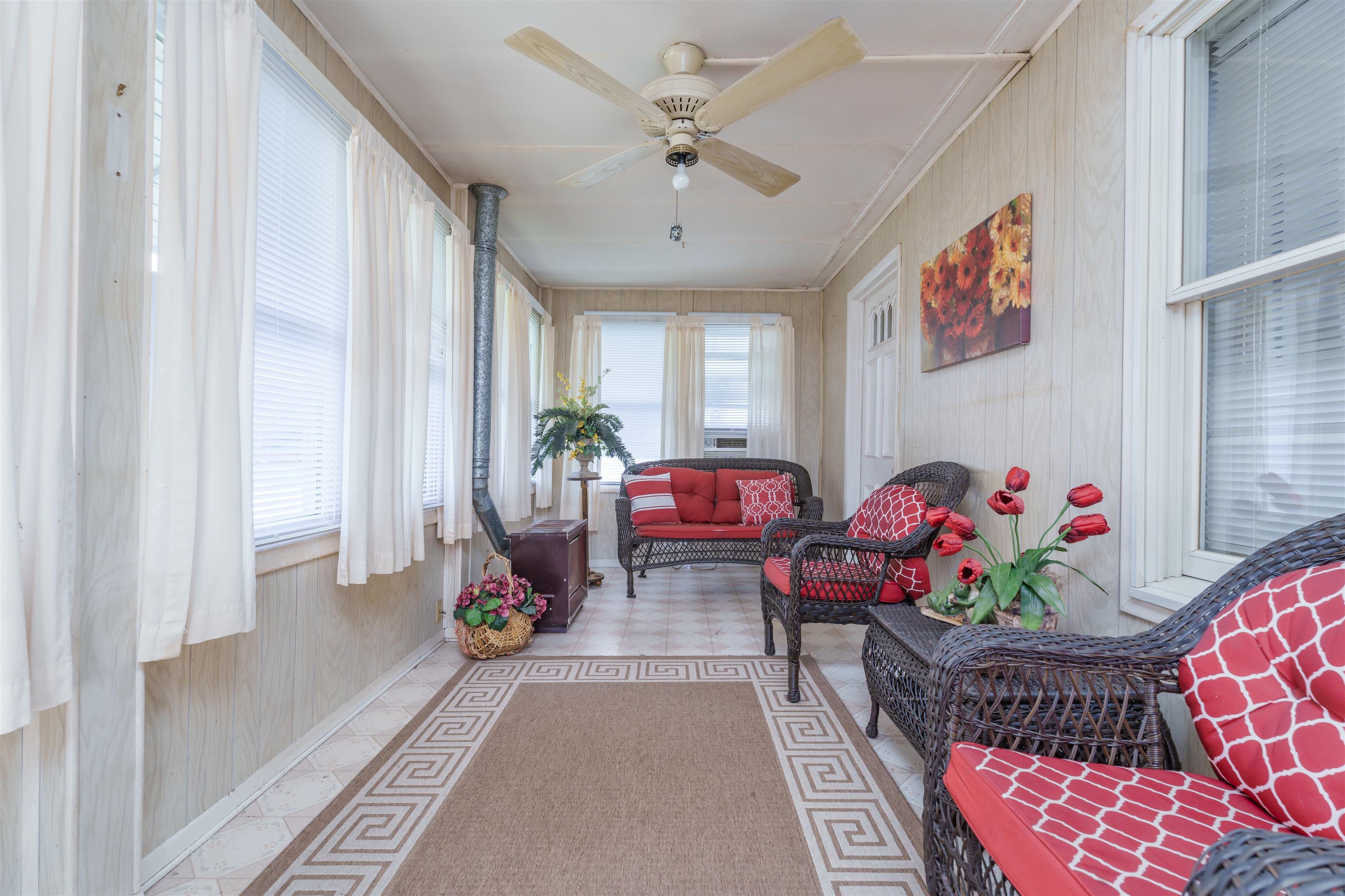 1017 21st Street, Owensboro, Kentucky 42303, 3 Bedrooms Bedrooms, ,1 BathroomBathrooms,Single Family Residence,For Sale,21st Street,89569