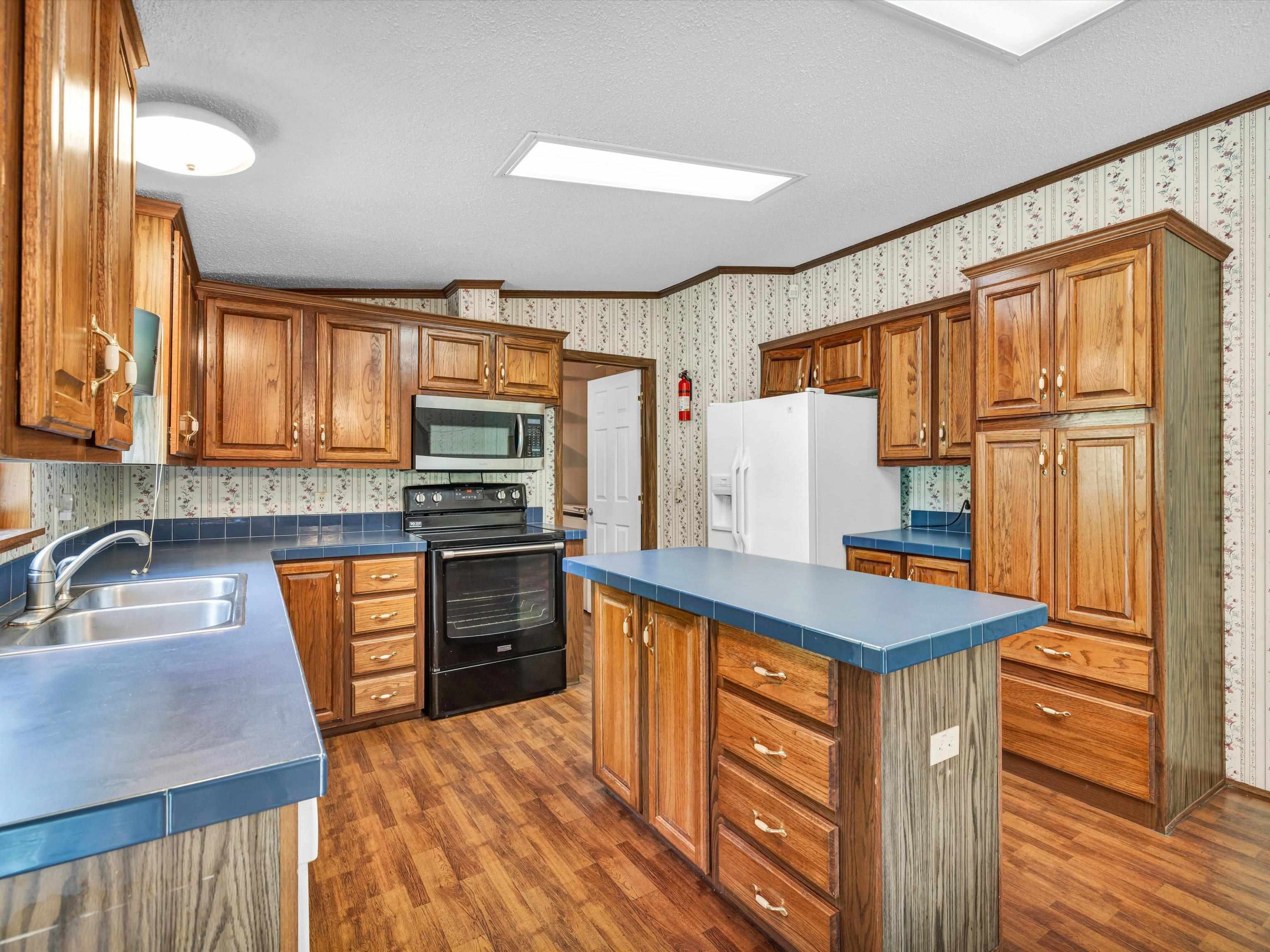 380 Hickory Ridge Rd, Lewisport, Kentucky 42351, 3 Bedrooms Bedrooms, ,2 BathroomsBathrooms,Single Family Residence,For Sale,Hickory Ridge Rd,89570