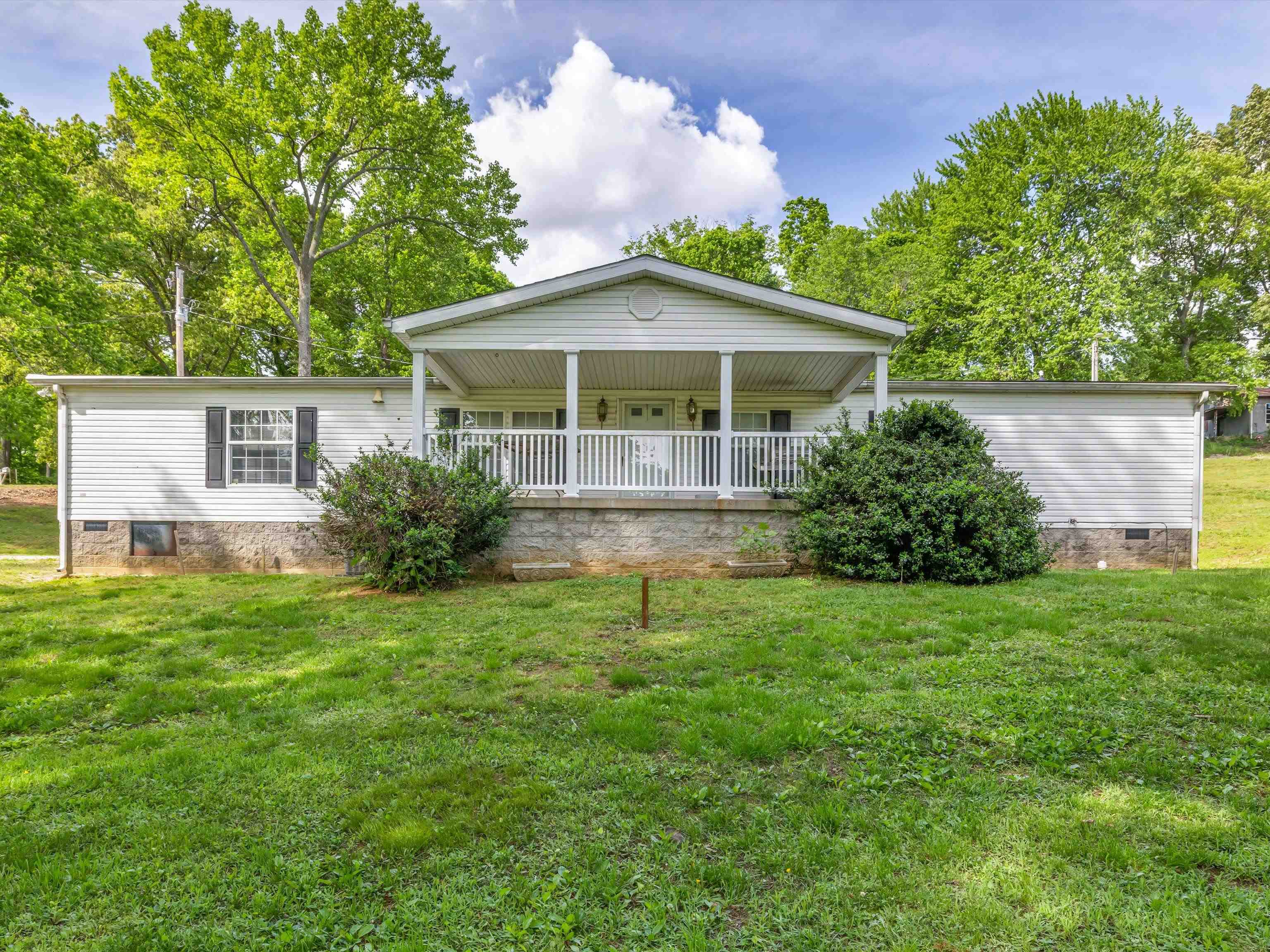 380 Hickory Ridge Rd, Lewisport, Kentucky 42351, 3 Bedrooms Bedrooms, ,2 BathroomsBathrooms,Single Family Residence,For Sale,Hickory Ridge Rd,89570