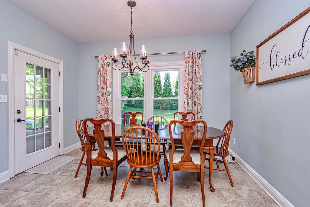 3036 Waterside Way, Owensboro, Kentucky 42303, 4 Bedrooms Bedrooms, ,3 BathroomsBathrooms,Single Family Residence,For Sale,Waterside Way,89572