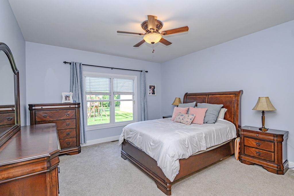 3036 Waterside Way, Owensboro, Kentucky 42303, 4 Bedrooms Bedrooms, ,3 BathroomsBathrooms,Single Family Residence,For Sale,Waterside Way,89572