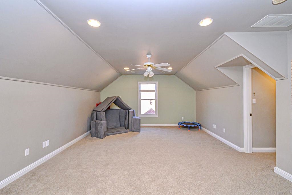3036 Waterside Way, Owensboro, Kentucky 42303, 4 Bedrooms Bedrooms, ,3 BathroomsBathrooms,Single Family Residence,For Sale,Waterside Way,89572