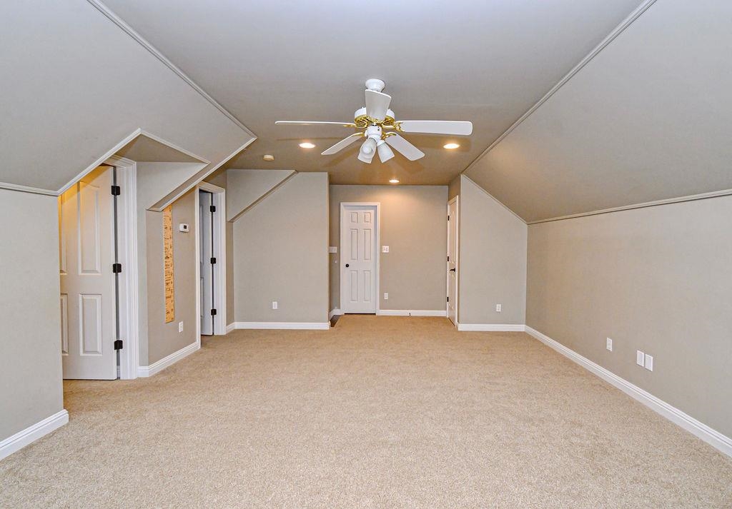 3036 Waterside Way, Owensboro, Kentucky 42303, 4 Bedrooms Bedrooms, ,3 BathroomsBathrooms,Single Family Residence,For Sale,Waterside Way,89572