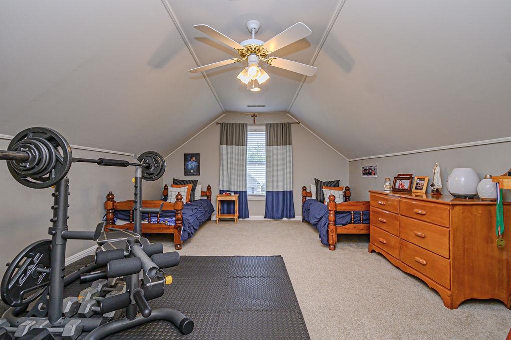3036 Waterside Way, Owensboro, Kentucky 42303, 4 Bedrooms Bedrooms, ,3 BathroomsBathrooms,Single Family Residence,For Sale,Waterside Way,89572