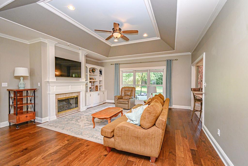3036 Waterside Way, Owensboro, Kentucky 42303, 4 Bedrooms Bedrooms, ,3 BathroomsBathrooms,Single Family Residence,For Sale,Waterside Way,89572