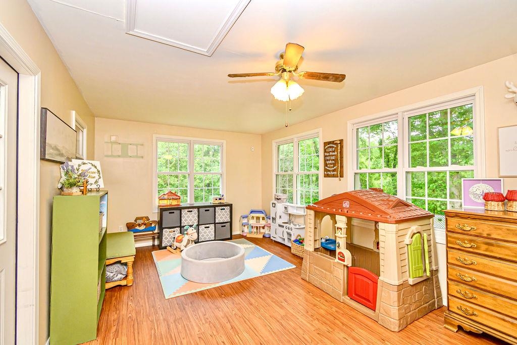 7587 Old Highway 81, Owensboro, Kentucky 42301, 2 Bedrooms Bedrooms, ,2 BathroomsBathrooms,Single Family Residence,For Sale,Old Highway 81,89578