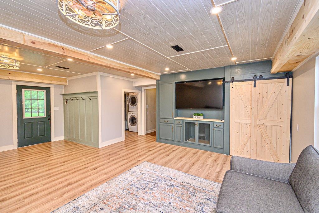 7587 Old Highway 81, Owensboro, Kentucky 42301, 2 Bedrooms Bedrooms, ,2 BathroomsBathrooms,Single Family Residence,For Sale,Old Highway 81,89578