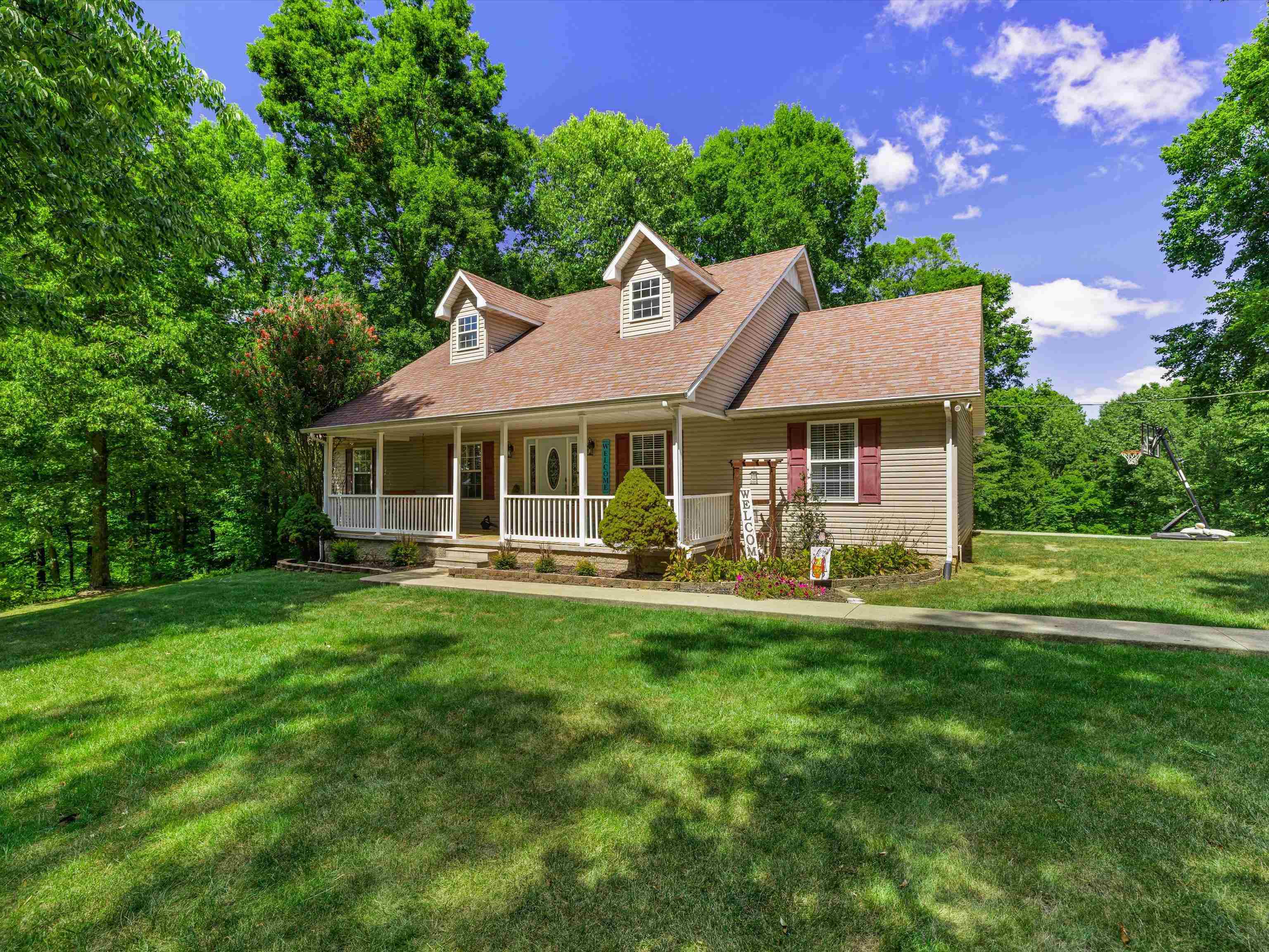 549 Water Tower Ln, Hartford, Kentucky 42347, 3 Bedrooms Bedrooms, ,2 BathroomsBathrooms,Single Family Residence,For Sale,Water Tower Ln,89580