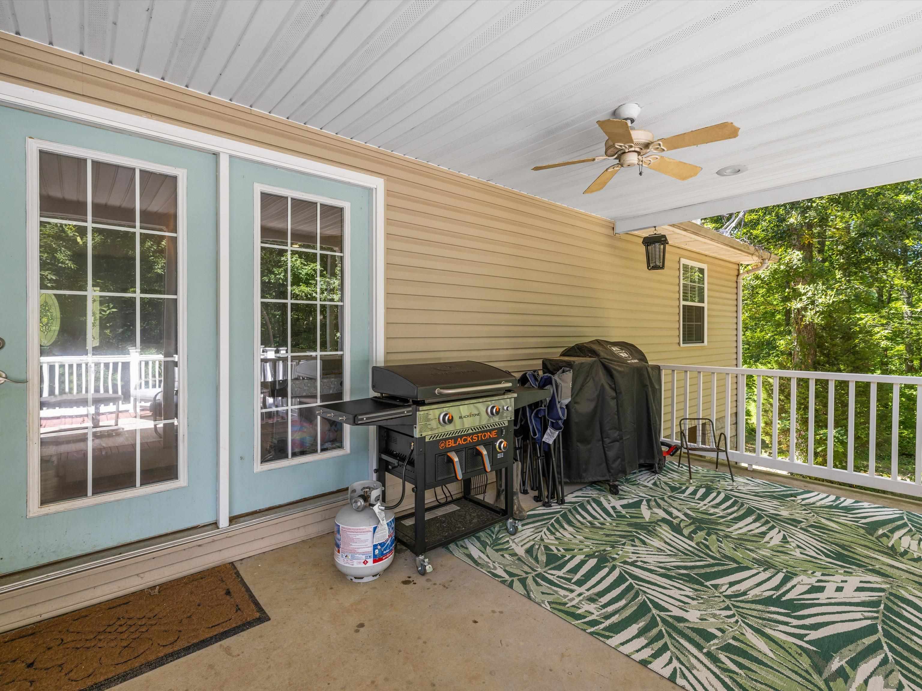 549 Water Tower Ln, Hartford, Kentucky 42347, 3 Bedrooms Bedrooms, ,2 BathroomsBathrooms,Single Family Residence,For Sale,Water Tower Ln,89580