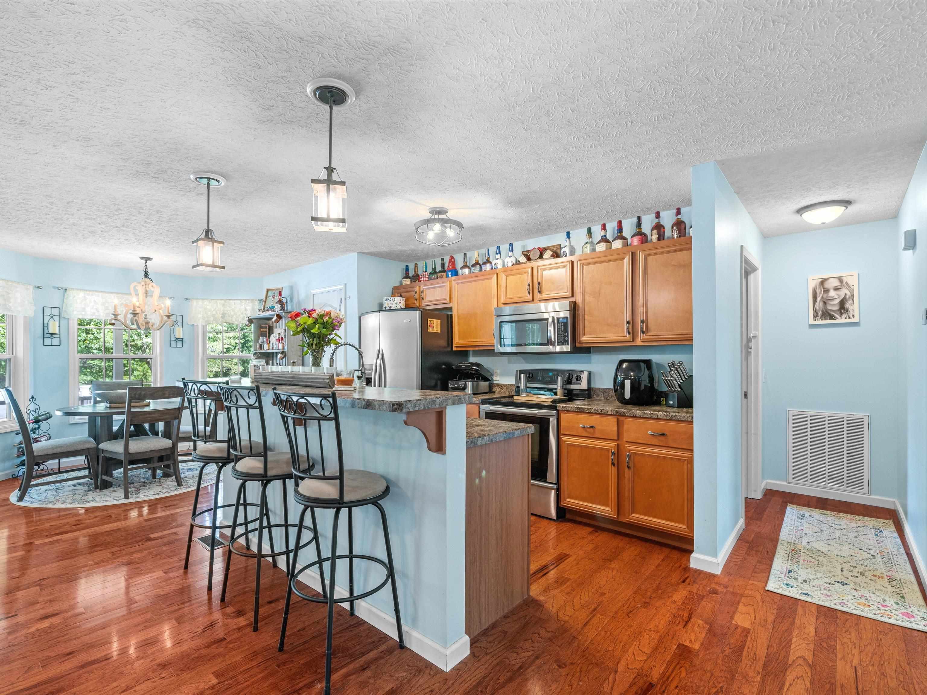 549 Water Tower Ln, Hartford, Kentucky 42347, 3 Bedrooms Bedrooms, ,2 BathroomsBathrooms,Single Family Residence,For Sale,Water Tower Ln,89580