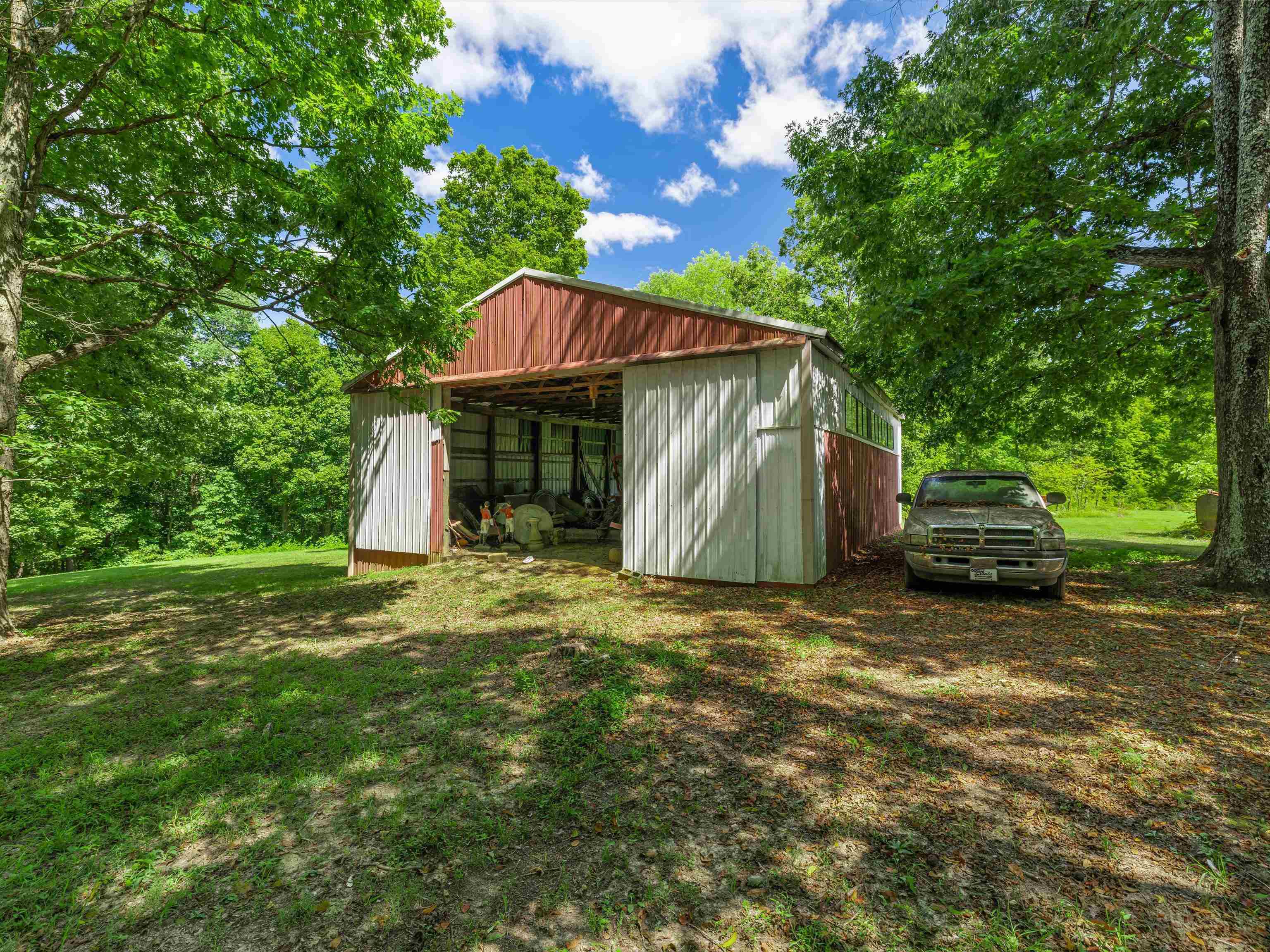 555 Water Tower Ln, Hartford, Kentucky 42347, 3 Bedrooms Bedrooms, ,2 BathroomsBathrooms,Single Family Residence,For Sale,Water Tower Ln,89581