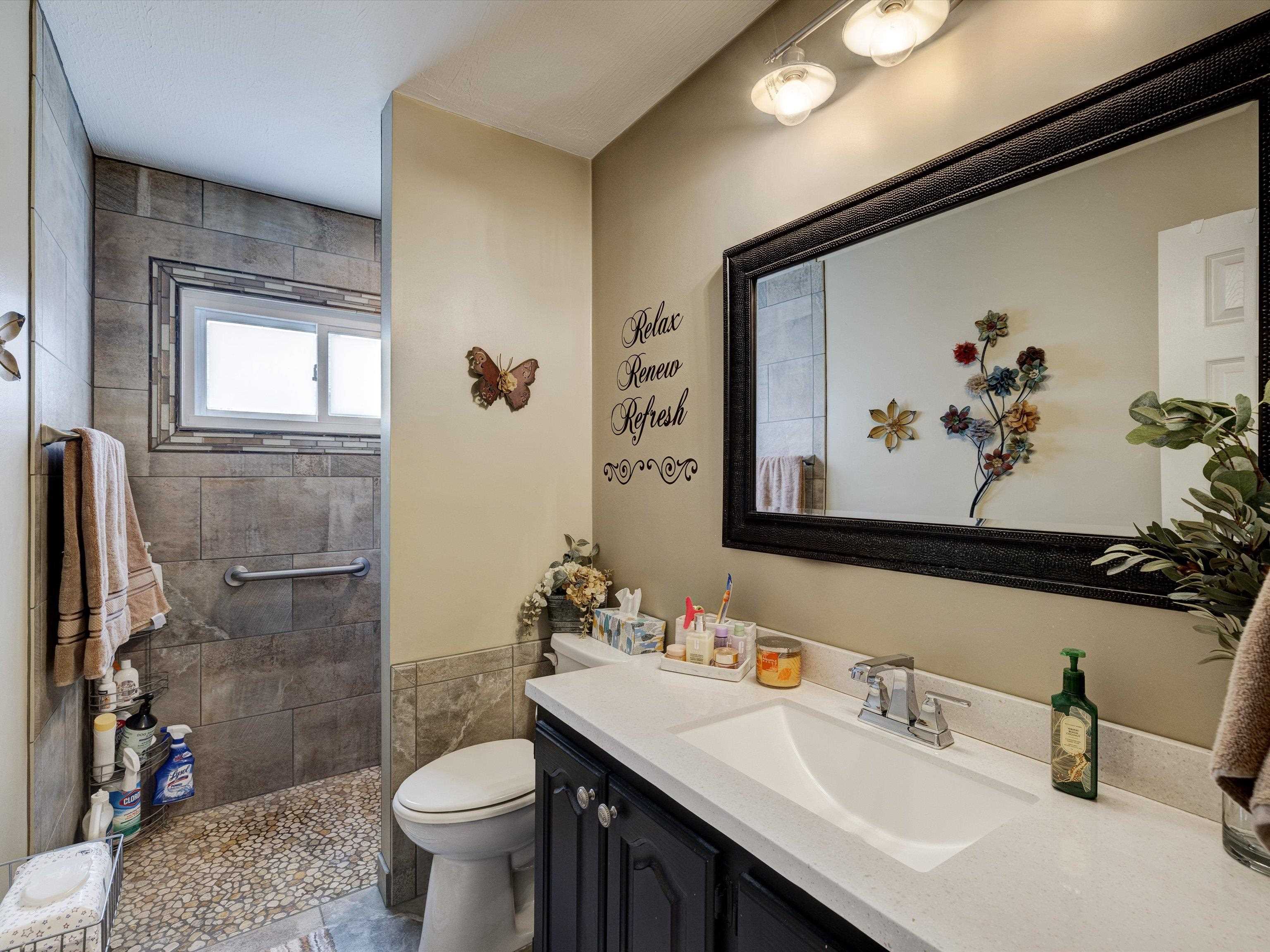 2513 Middleground, Owensboro, Kentucky 42301, 5 Bedrooms Bedrooms, ,2 BathroomsBathrooms,Single Family Residence,For Sale,Middleground,89587