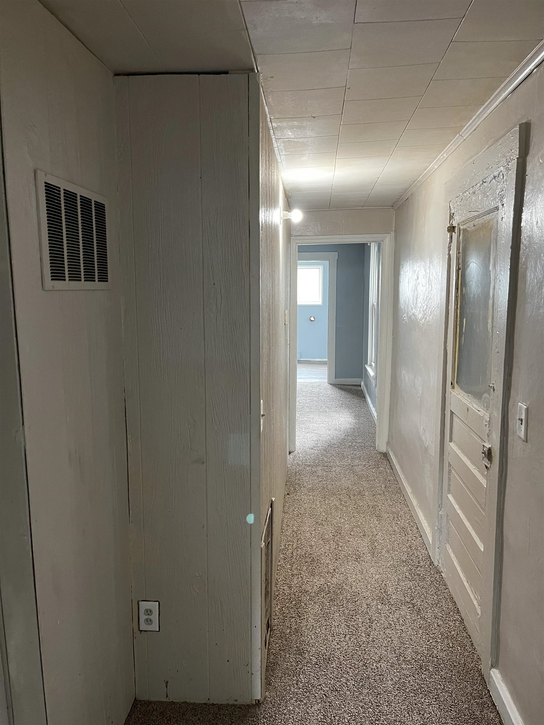 1817 3rd Street, Owensboro, Kentucky 42301, 3 Bedrooms Bedrooms, ,1 BathroomBathrooms,Single Family Residence,For Sale,3rd Street,89591