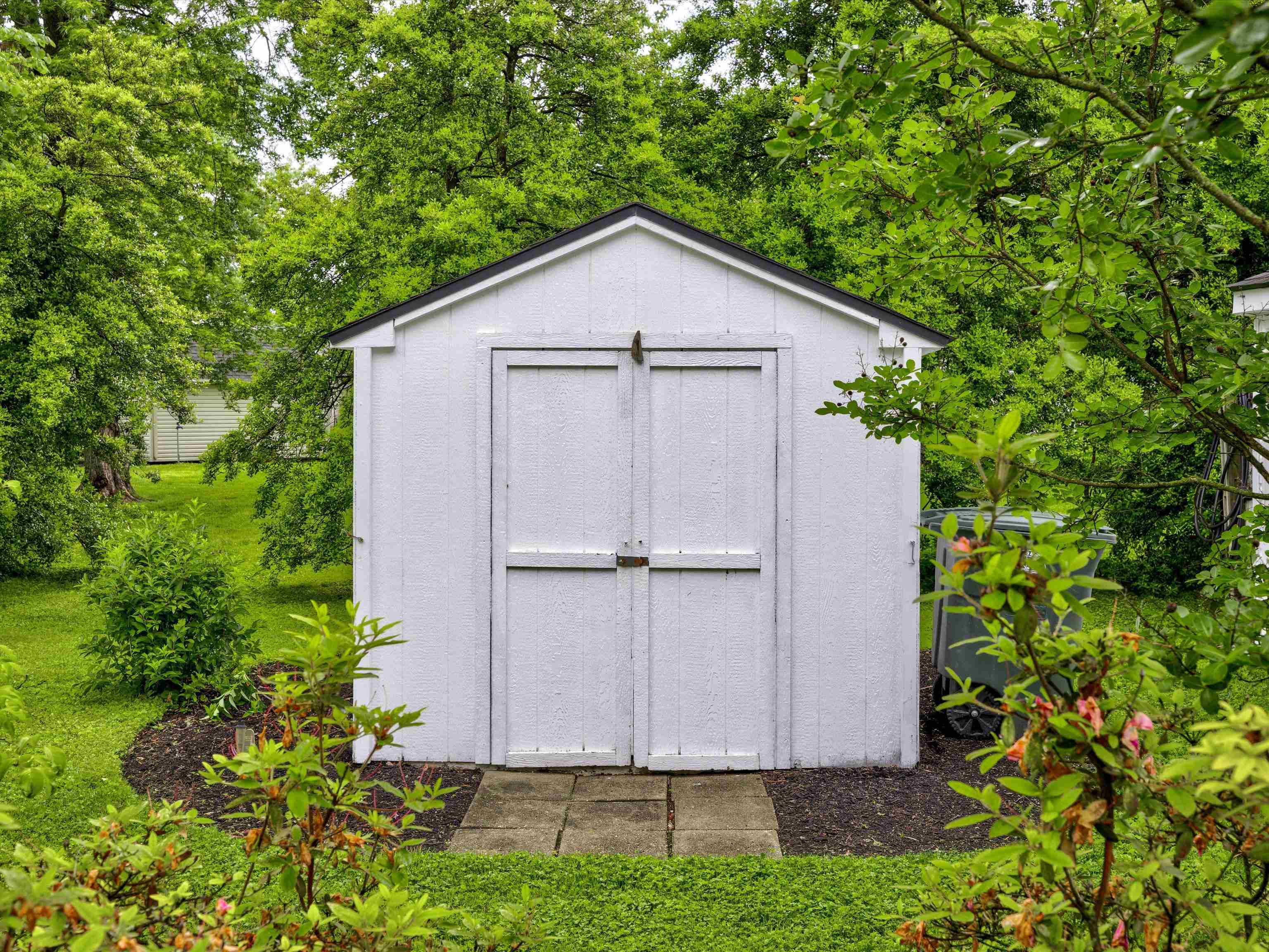 1827 South Griffith Avenue, Owensboro, Kentucky 42301, 3 Bedrooms Bedrooms, ,3 BathroomsBathrooms,Single Family Residence,For Sale,South Griffith Avenue,89594