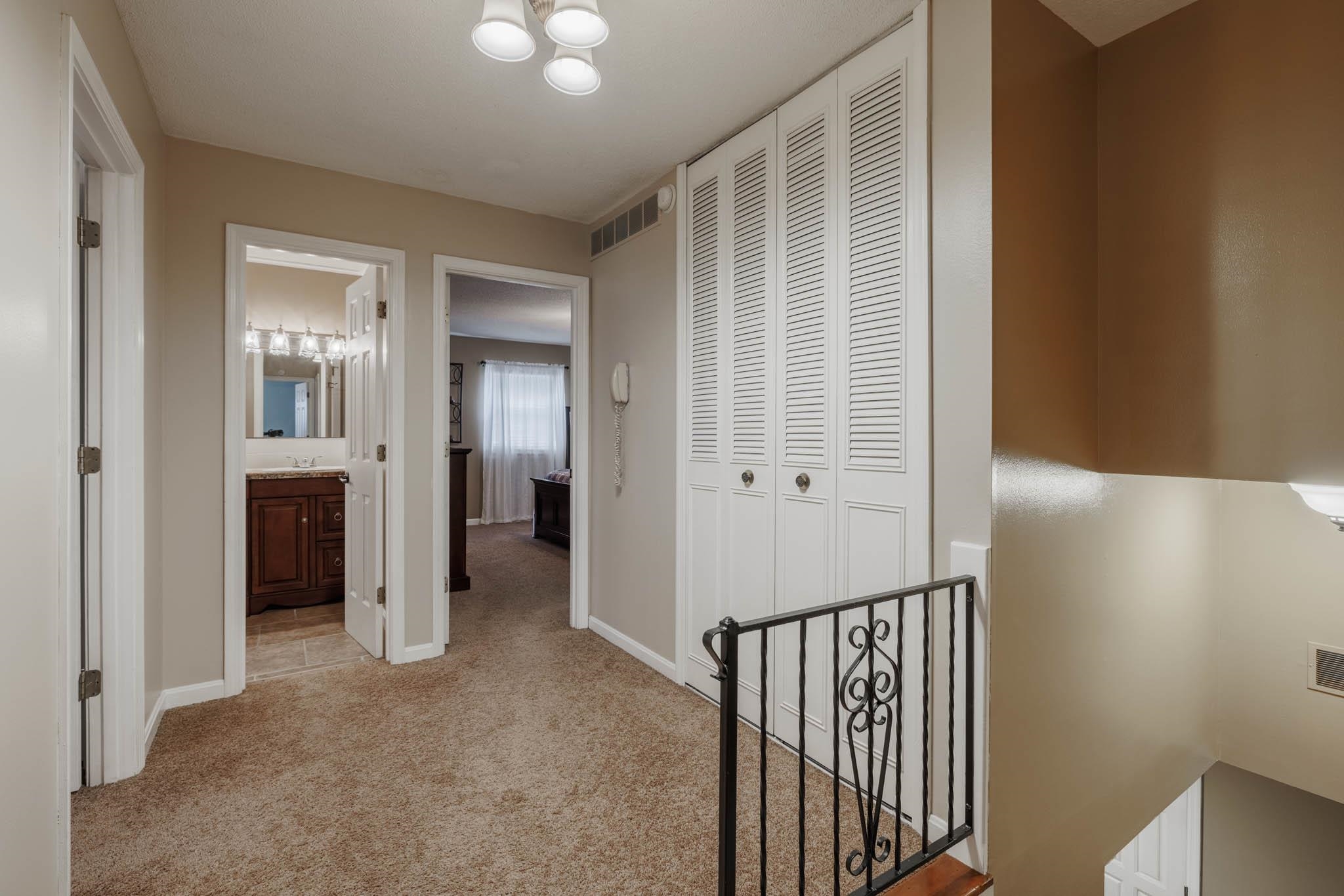2201 Middleground Drive North, Owensboro, Kentucky 42301, 4 Bedrooms Bedrooms, ,2 BathroomsBathrooms,Single Family Residence,For Sale,Middleground Drive North,89601