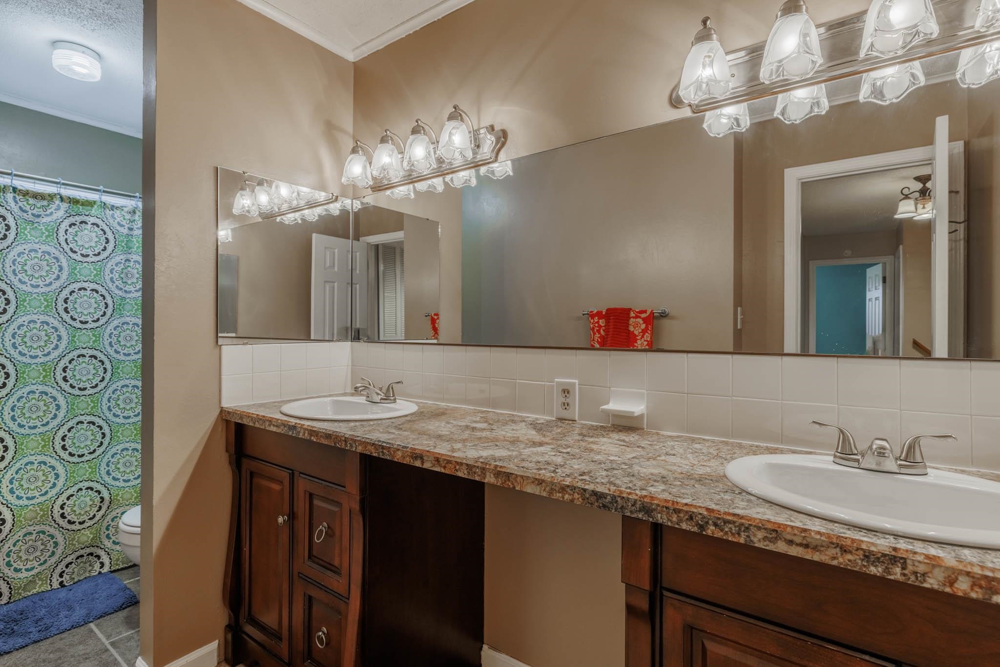2201 Middleground Drive North, Owensboro, Kentucky 42301, 4 Bedrooms Bedrooms, ,2 BathroomsBathrooms,Single Family Residence,For Sale,Middleground Drive North,89601