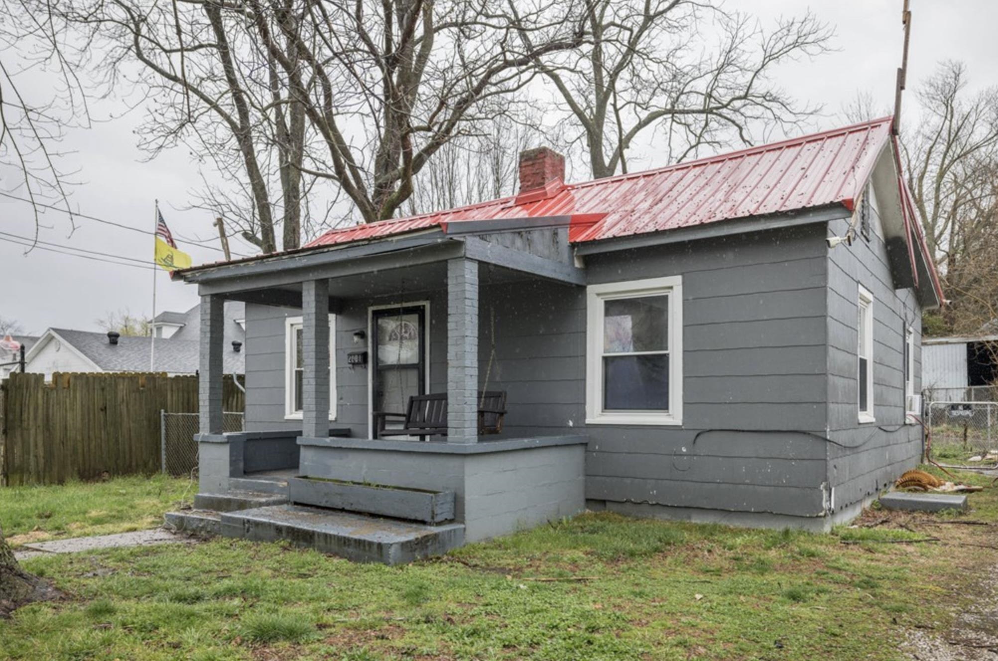 2001 Stonewall Court, Owensboro, Kentucky 42303, 2 Bedrooms Bedrooms, ,1 BathroomBathrooms,Single Family Residence,For Sale,Court,89604