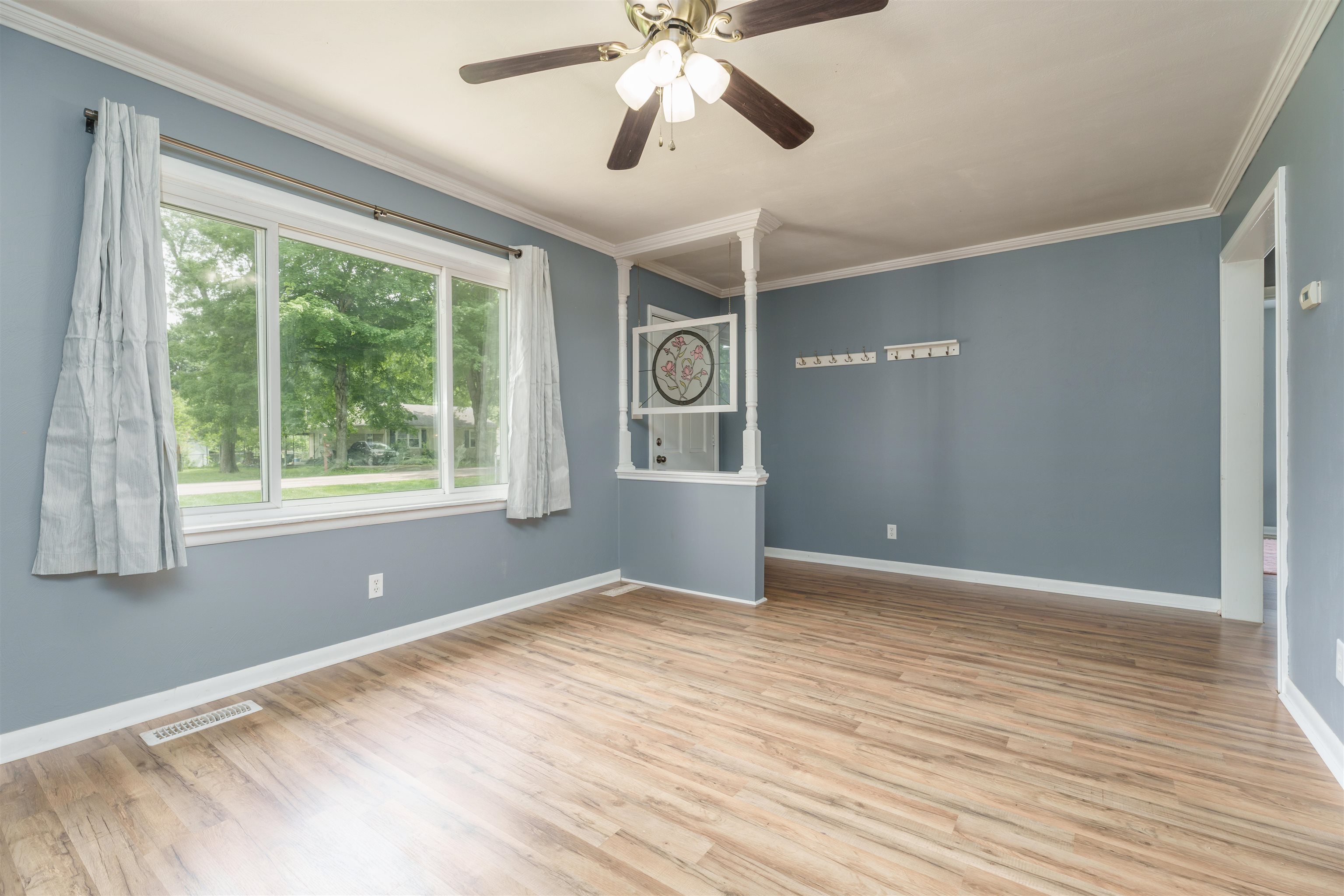 5117 Grandview Drive, Owensboro, Kentucky 42303, 3 Bedrooms Bedrooms, ,2 BathroomsBathrooms,Single Family Residence,For Sale,Grandview Drive,89605