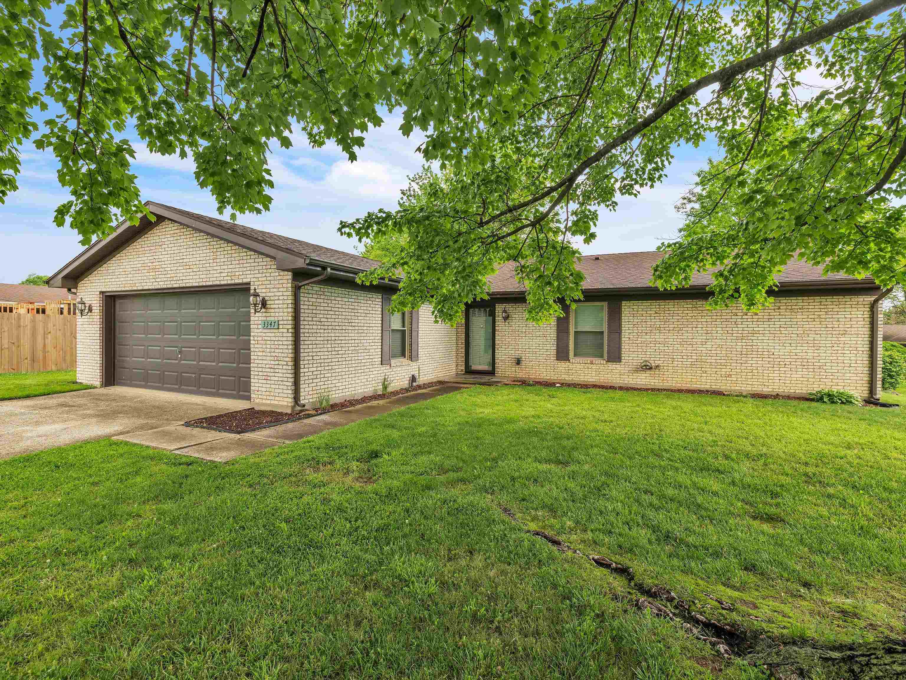 3347 Bold Forbes Way, Owensboro, Kentucky 42303, 3 Bedrooms Bedrooms, ,2 BathroomsBathrooms,Single Family Residence,For Sale,Bold Forbes Way,89606