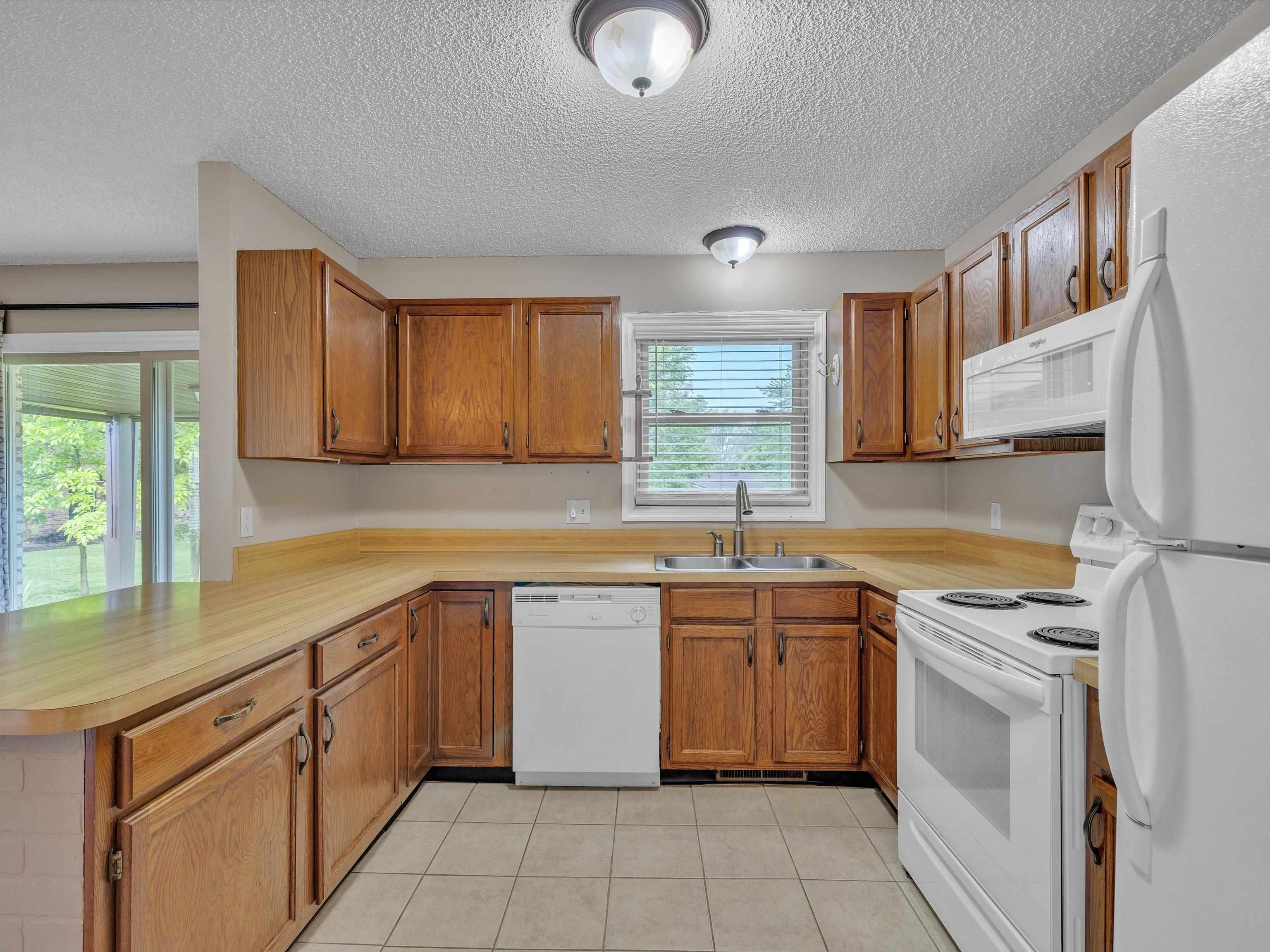 3347 Bold Forbes Way, Owensboro, Kentucky 42303, 3 Bedrooms Bedrooms, ,2 BathroomsBathrooms,Single Family Residence,For Sale,Bold Forbes Way,89606