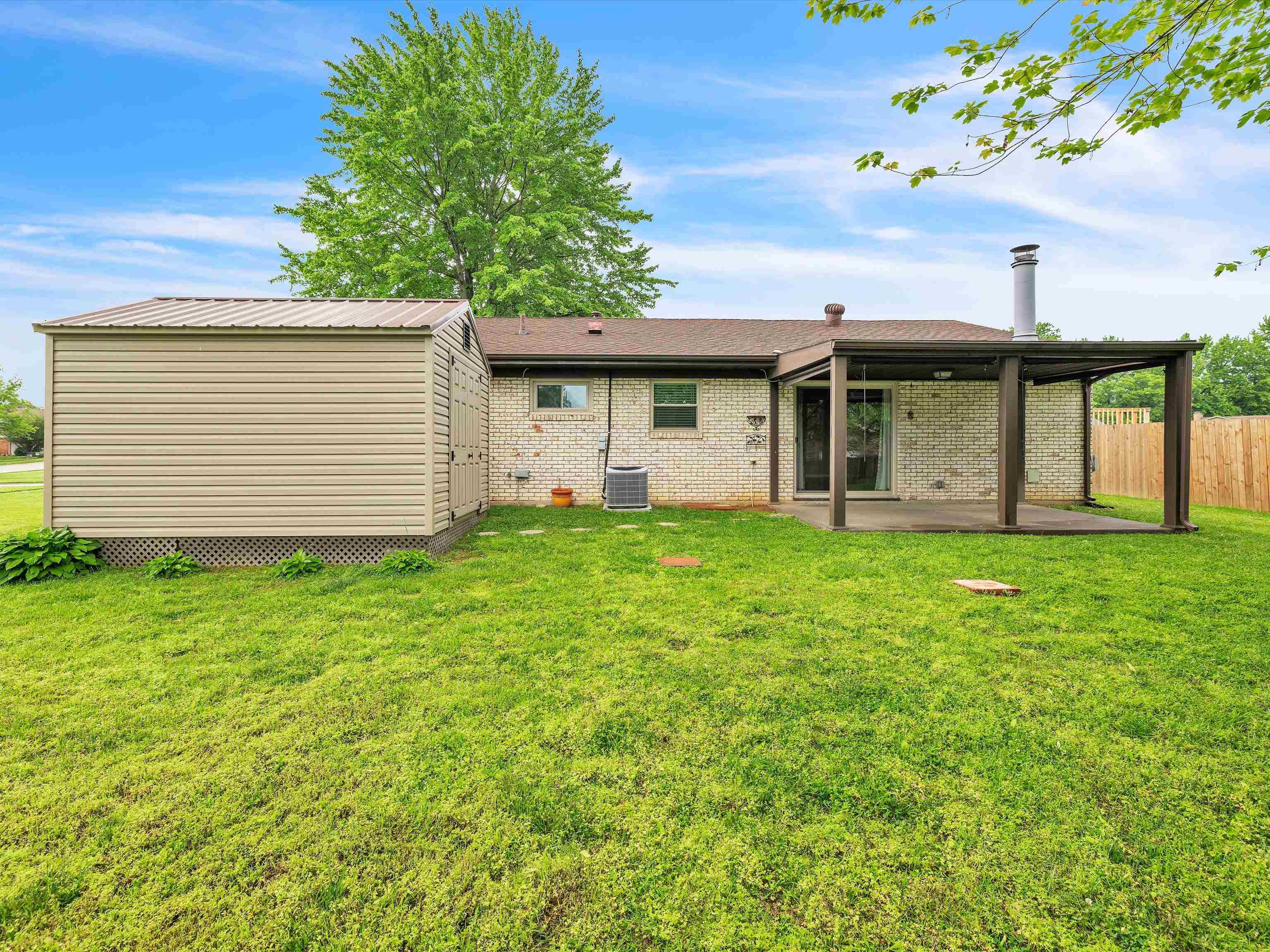 3347 Bold Forbes Way, Owensboro, Kentucky 42303, 3 Bedrooms Bedrooms, ,2 BathroomsBathrooms,Single Family Residence,For Sale,Bold Forbes Way,89606