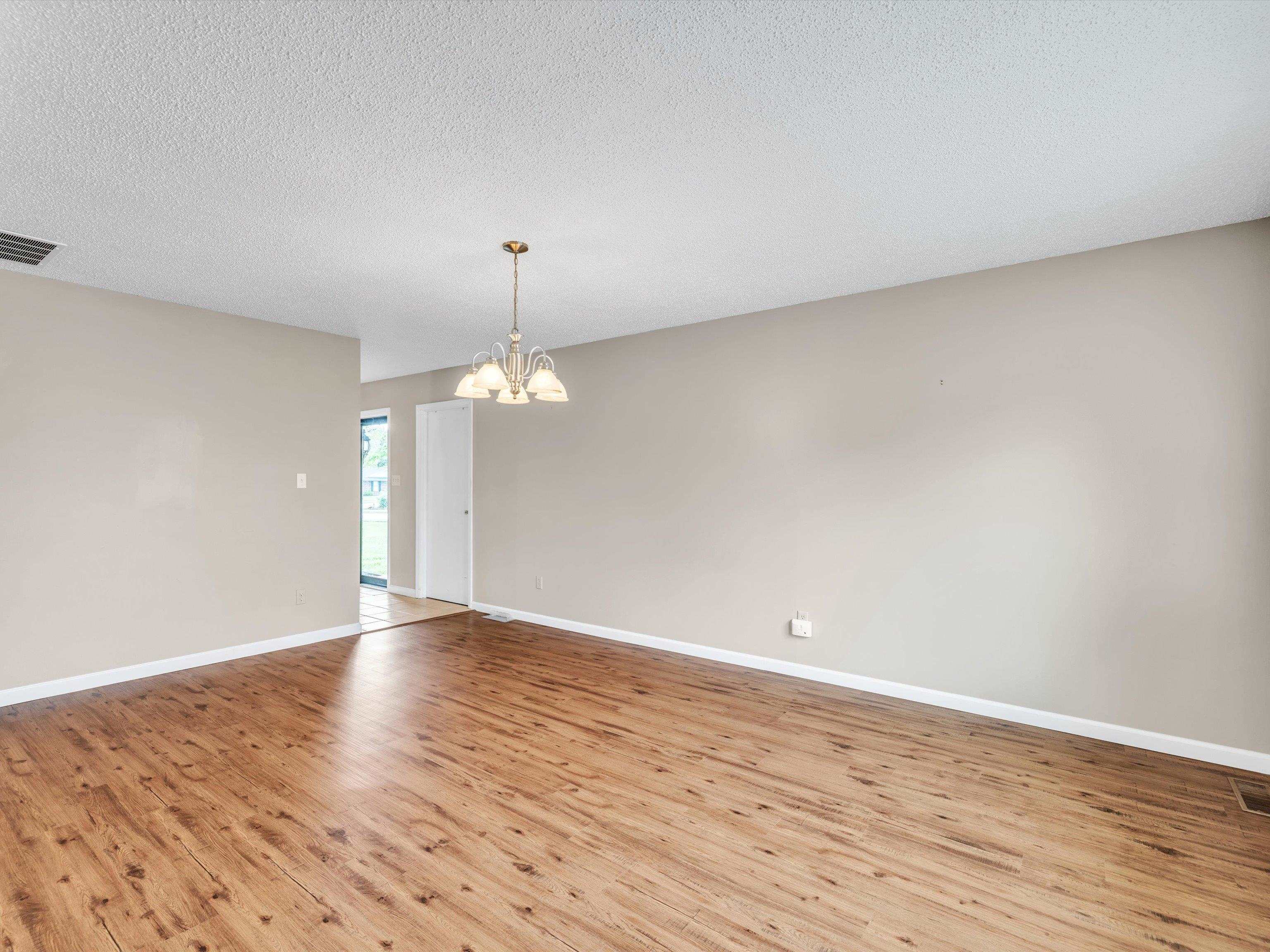 3347 Bold Forbes Way, Owensboro, Kentucky 42303, 3 Bedrooms Bedrooms, ,2 BathroomsBathrooms,Single Family Residence,For Sale,Bold Forbes Way,89606