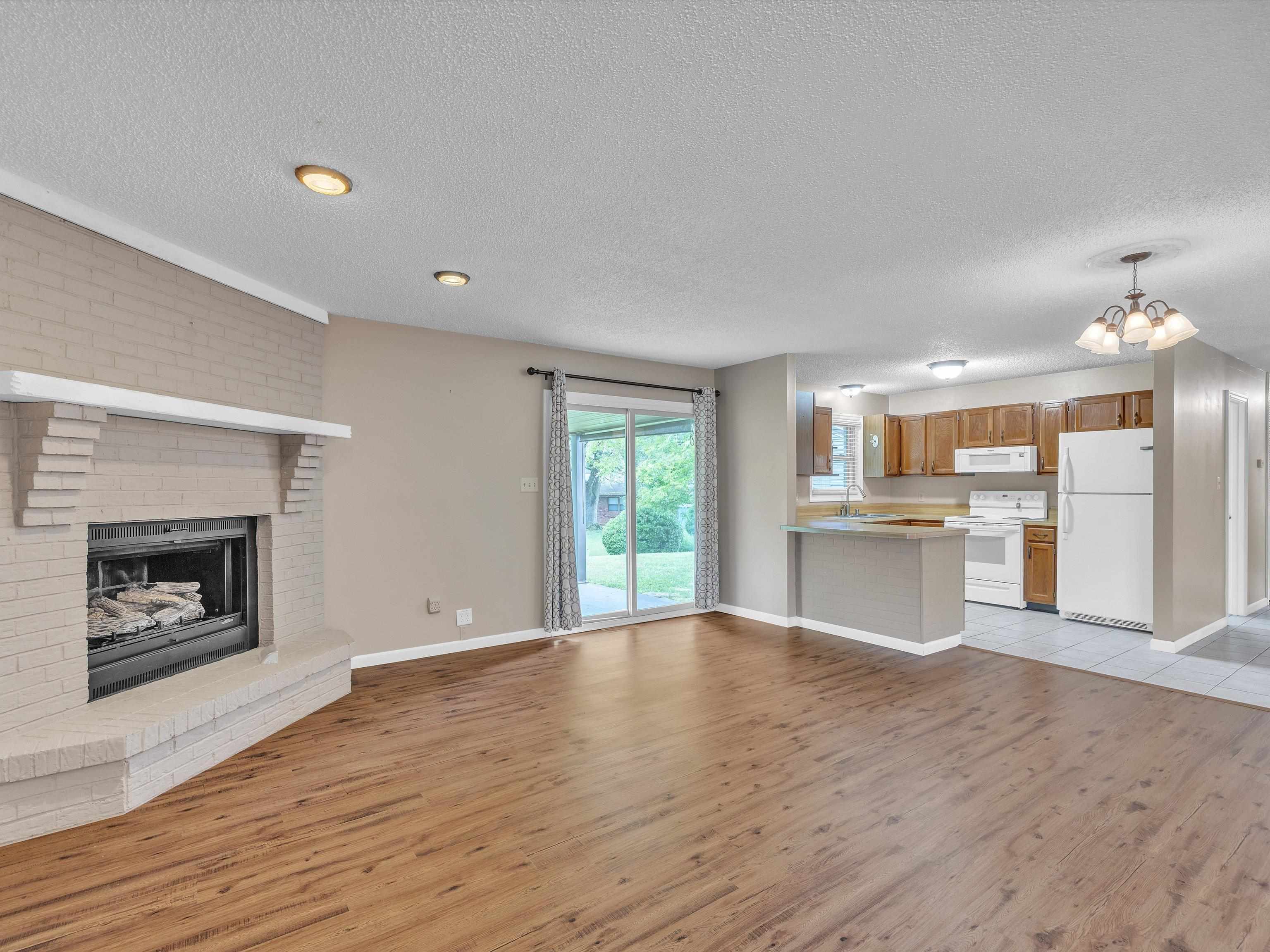 3347 Bold Forbes Way, Owensboro, Kentucky 42303, 3 Bedrooms Bedrooms, ,2 BathroomsBathrooms,Single Family Residence,For Sale,Bold Forbes Way,89606