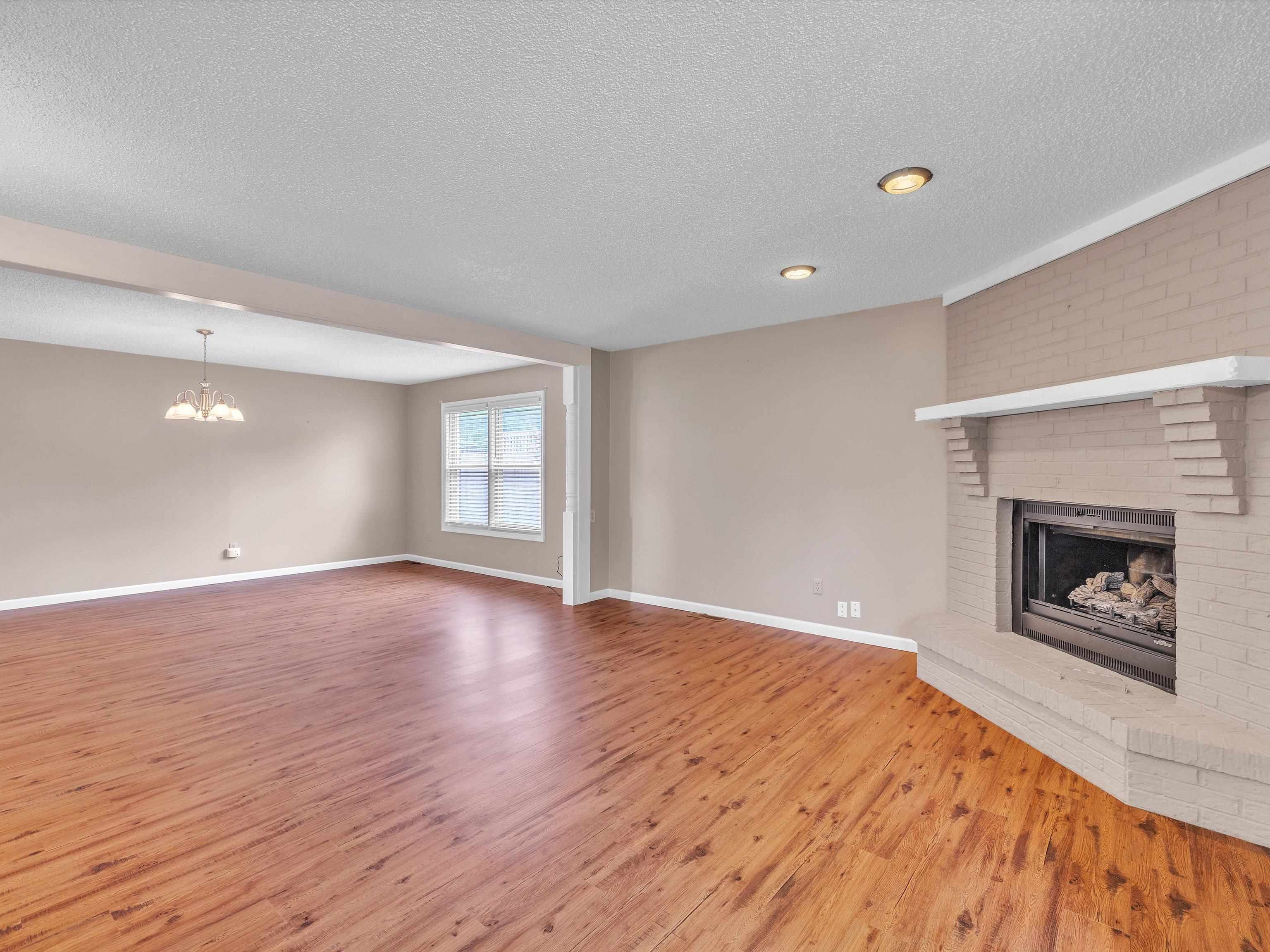 3347 Bold Forbes Way, Owensboro, Kentucky 42303, 3 Bedrooms Bedrooms, ,2 BathroomsBathrooms,Single Family Residence,For Sale,Bold Forbes Way,89606
