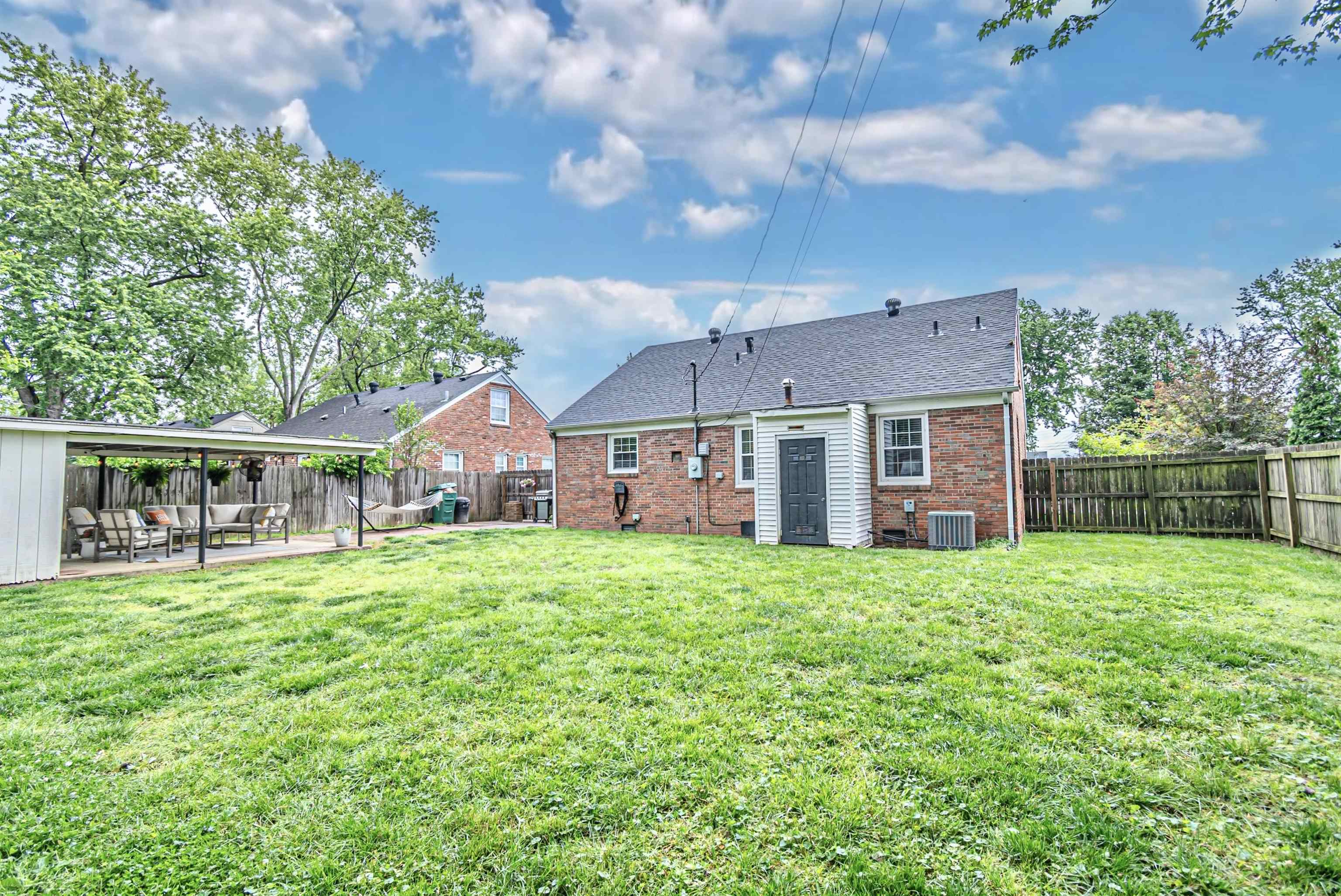 2508 Cherokee Dr, Owensboro, Kentucky 42301, 4 Bedrooms Bedrooms, ,2 BathroomsBathrooms,Single Family Residence,For Sale,Cherokee Dr,89607