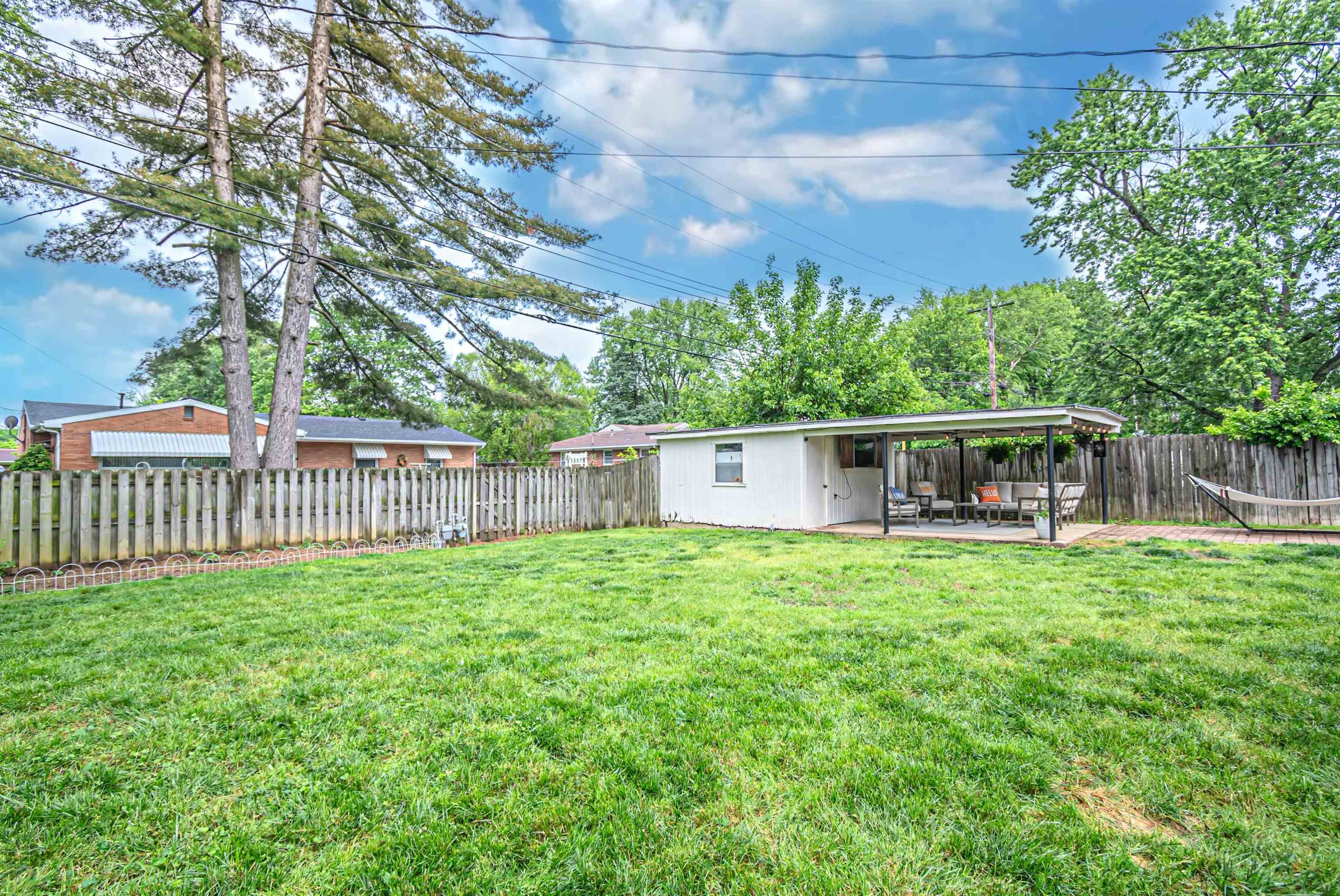 2508 Cherokee Dr, Owensboro, Kentucky 42301, 4 Bedrooms Bedrooms, ,2 BathroomsBathrooms,Single Family Residence,For Sale,Cherokee Dr,89607