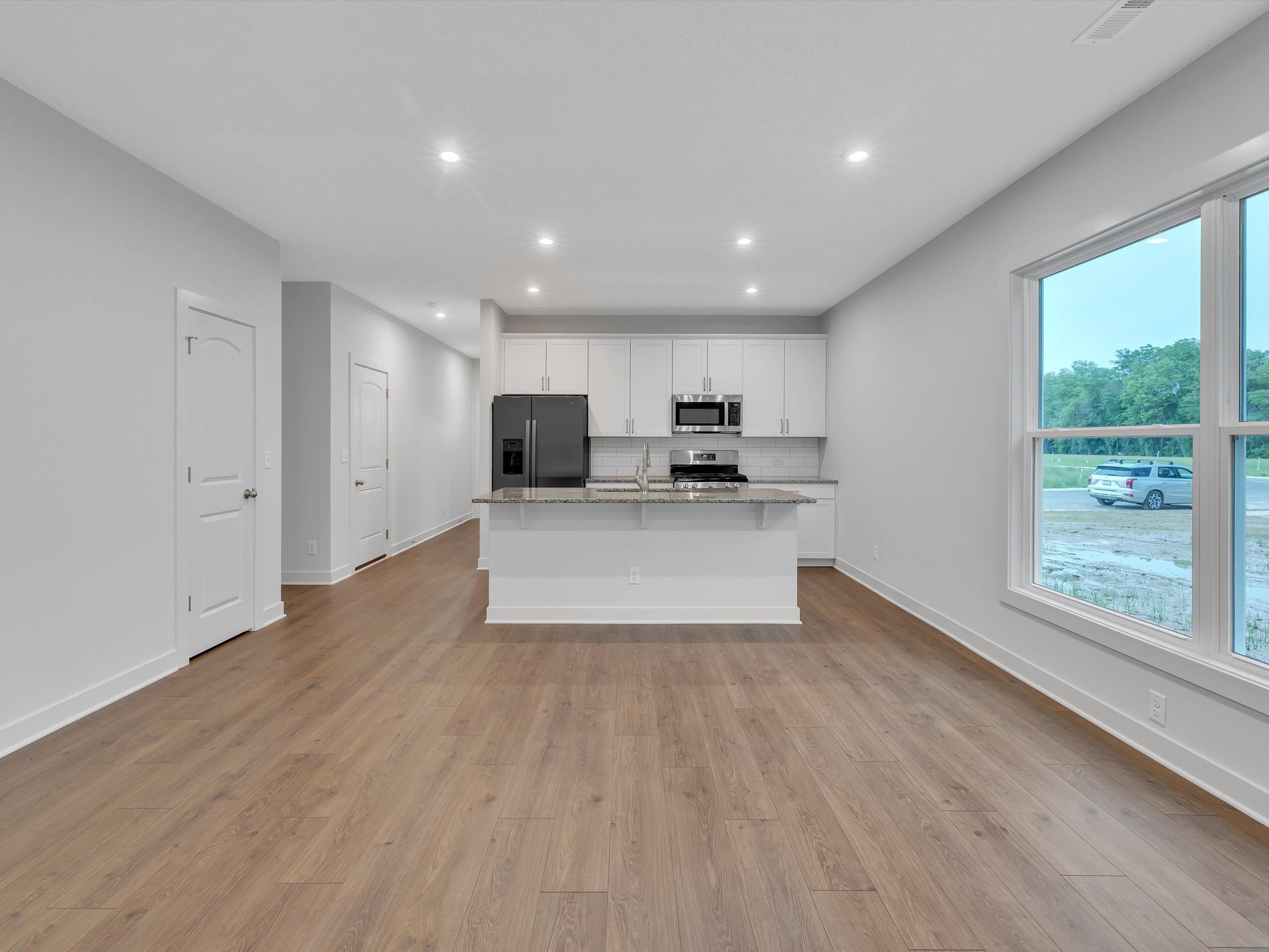 612 Alabaster Lane, Owensboro, Kentucky 42301, 3 Bedrooms Bedrooms, ,2 BathroomsBathrooms,Single Family Residence,For Sale,Alabaster Lane,89610