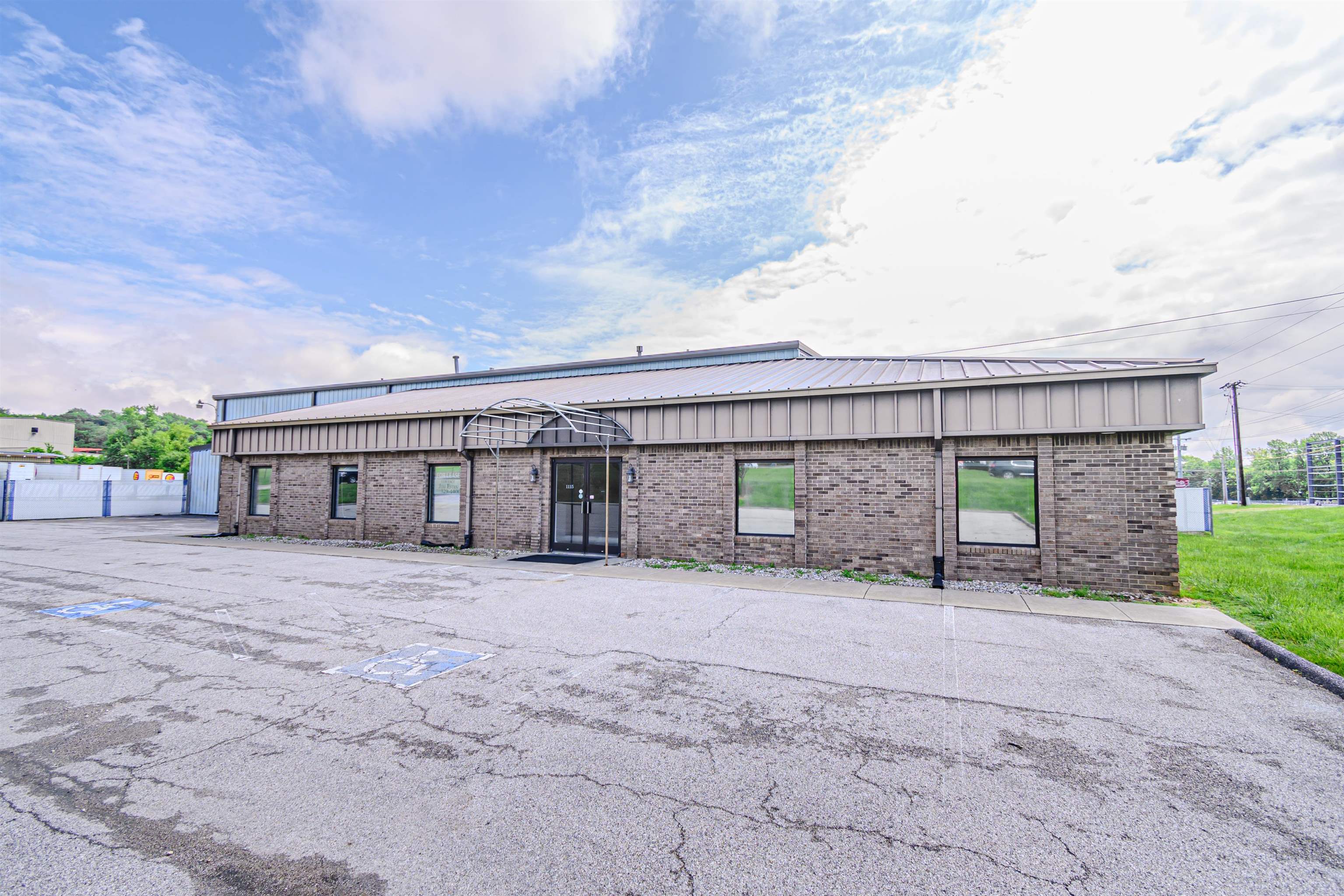 3095 Kentronics Dr, Owensboro, Kentucky 42301, ,Industrial,For Sale,Kentronics Dr,89615