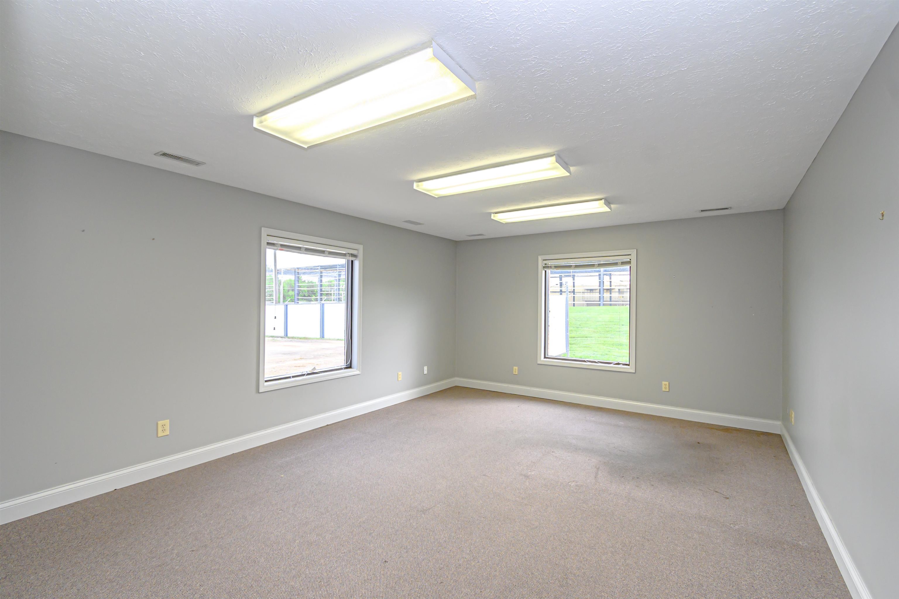 3095 Kentronics Dr, Owensboro, Kentucky 42301, ,Industrial,For Sale,Kentronics Dr,89615