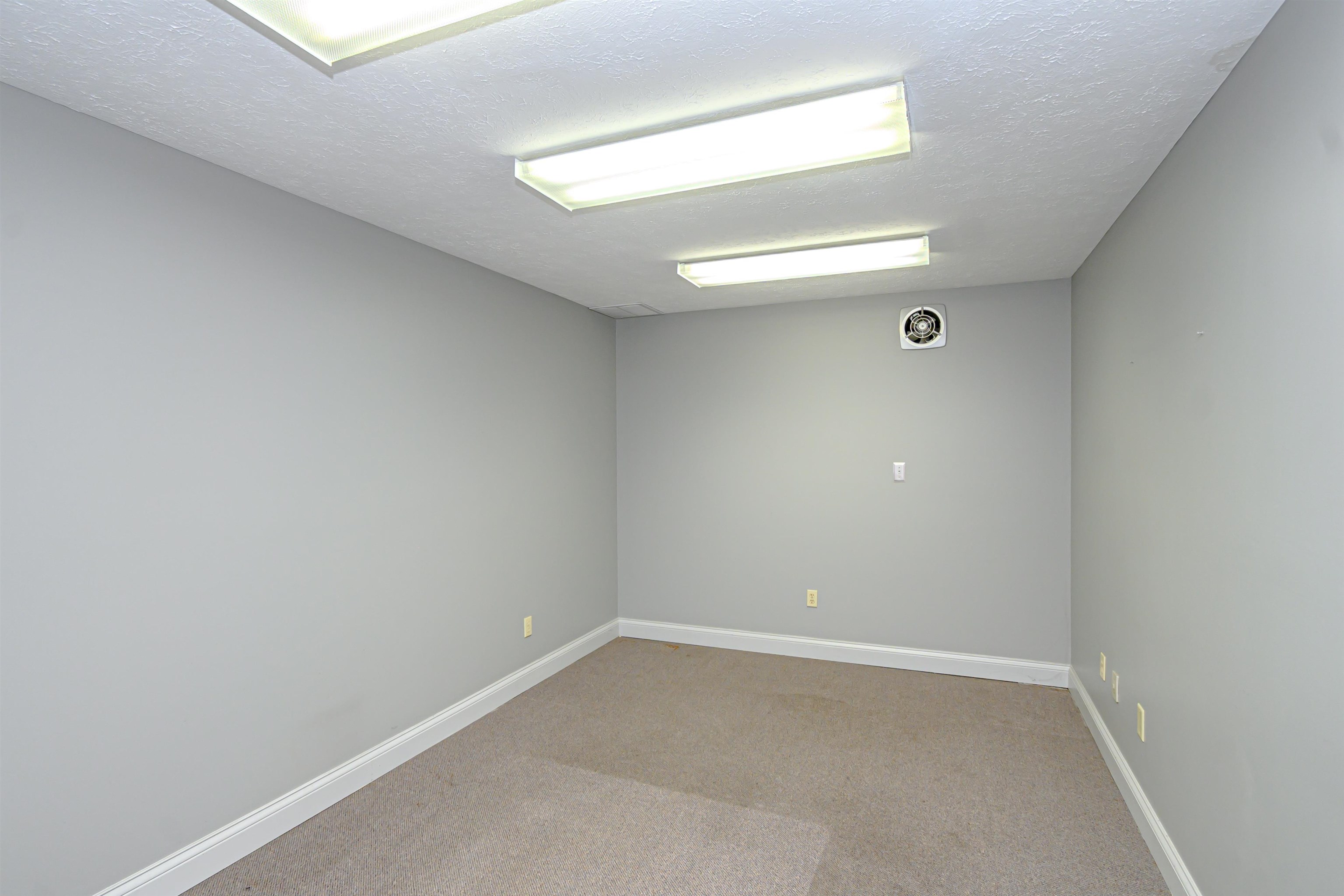 3095 Kentronics Dr, Owensboro, Kentucky 42301, ,Industrial,For Sale,Kentronics Dr,89615