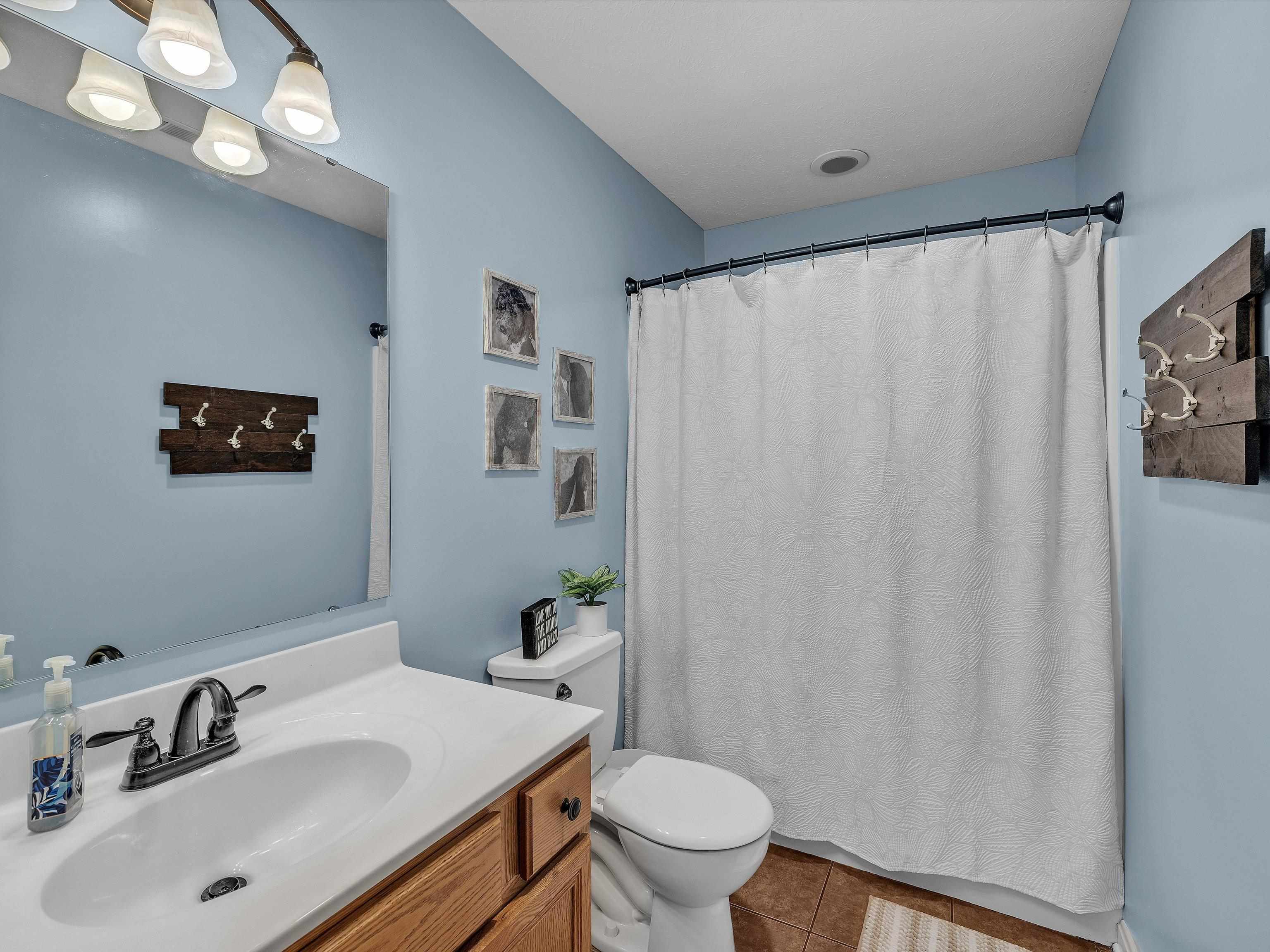 5219 Woodpointe Ct., Owensboro, Kentucky 42303-9999, 4 Bedrooms Bedrooms, ,2 BathroomsBathrooms,Single Family Residence,For Sale,Woodpointe Ct.,89617