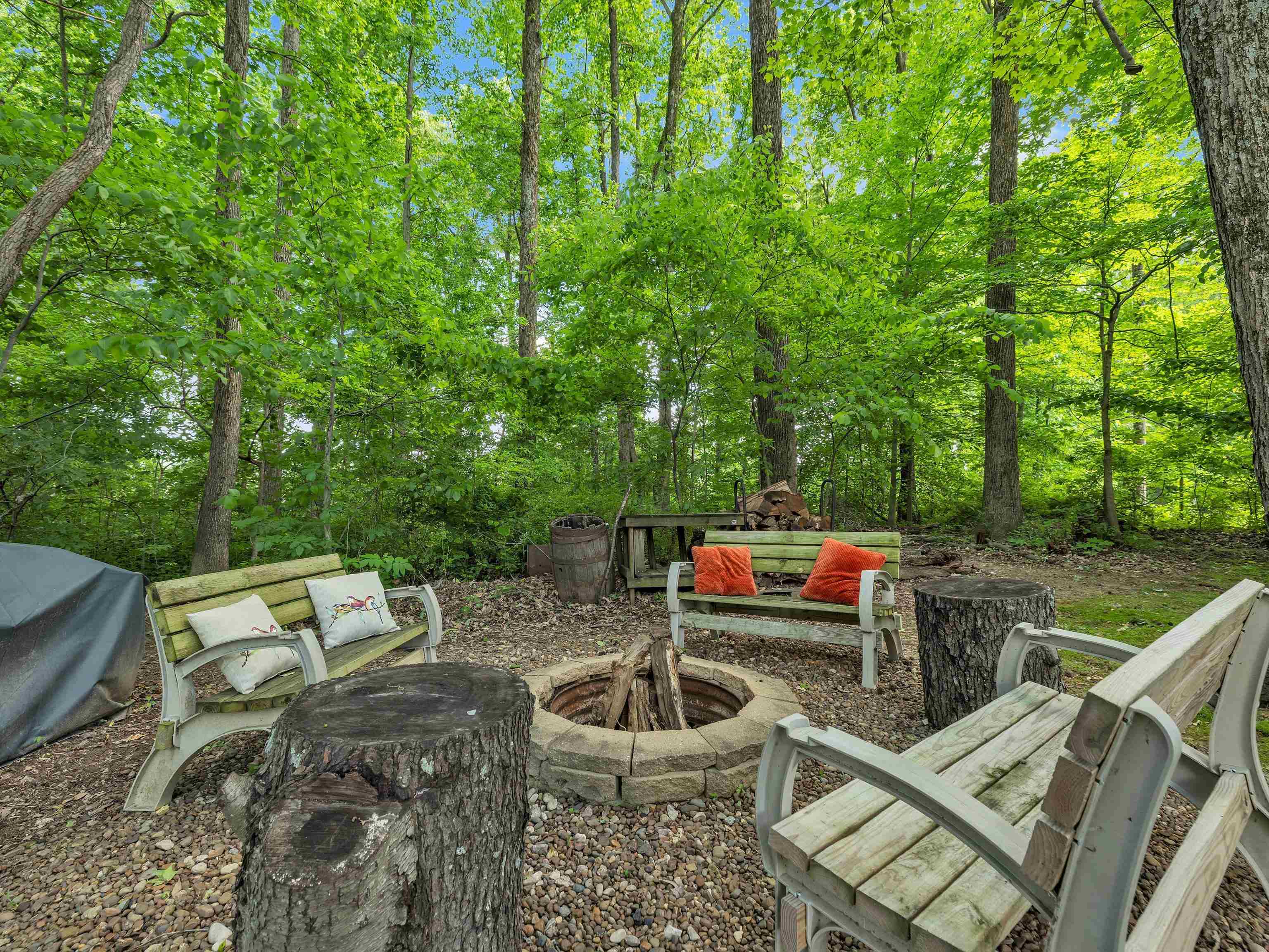 5219 Woodpointe Ct., Owensboro, Kentucky 42303-9999, 4 Bedrooms Bedrooms, ,2 BathroomsBathrooms,Single Family Residence,For Sale,Woodpointe Ct.,89617