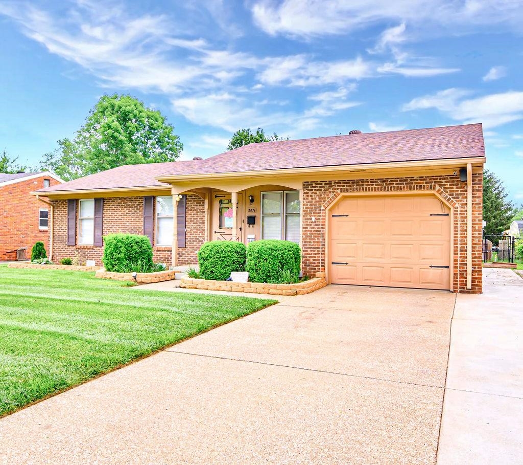 3871 Thresher Street, Owensboro, Kentucky 42301, 3 Bedrooms Bedrooms, ,1 BathroomBathrooms,Single Family Residence,For Sale,Thresher Street,89623