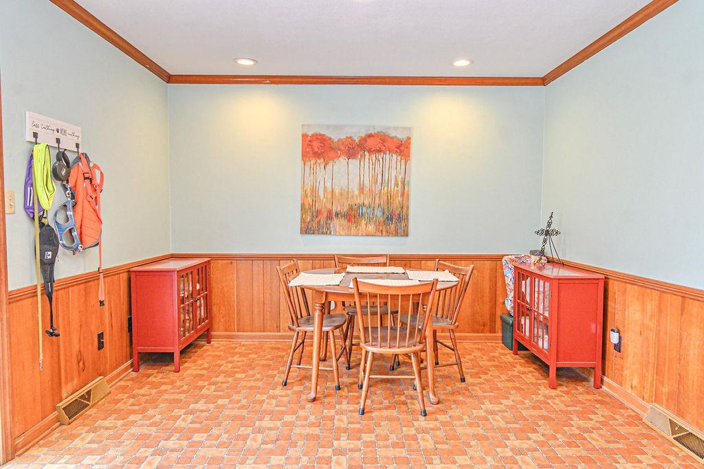 3871 Thresher Street, Owensboro, Kentucky 42301, 3 Bedrooms Bedrooms, ,1 BathroomBathrooms,Single Family Residence,For Sale,Thresher Street,89623