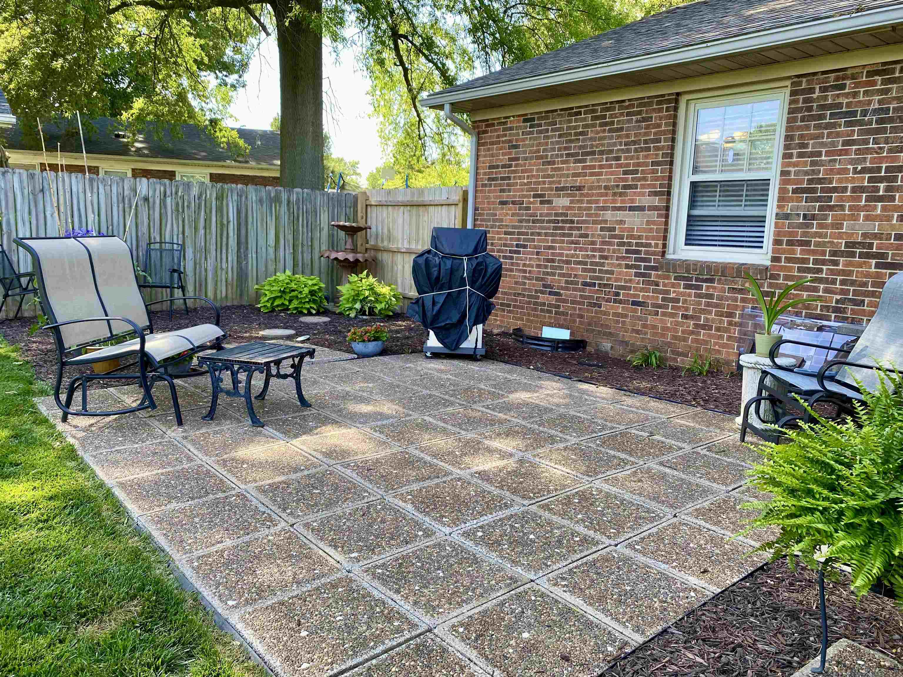 1738 College Dr, Owensboro, Kentucky 42301, 4 Bedrooms Bedrooms, ,2 BathroomsBathrooms,Single Family Residence,For Sale,College Dr,89624