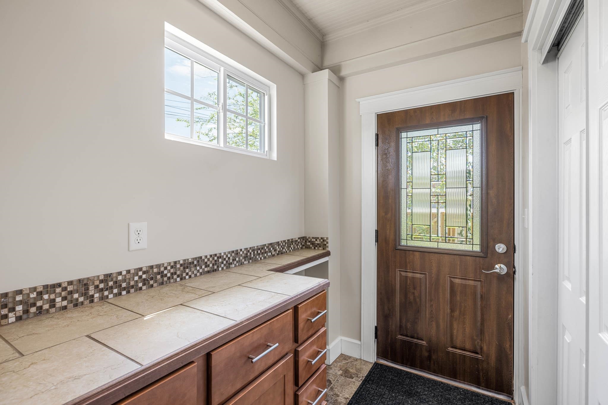 326 Griffith Ave, Owensboro, Kentucky 42301, 3 Bedrooms Bedrooms, ,3 BathroomsBathrooms,Single Family Residence,For Sale,Griffith Ave,89625
