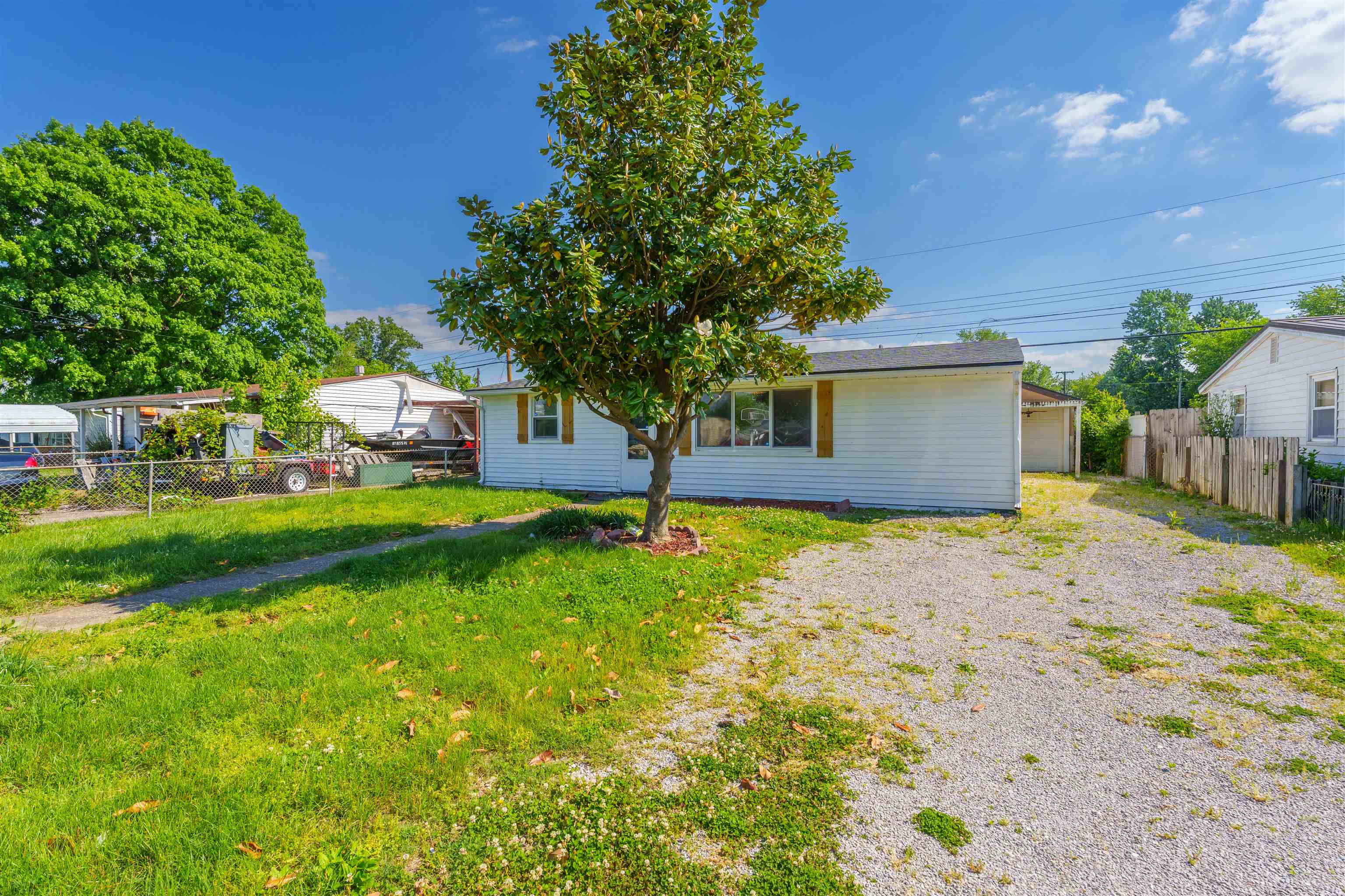 2800 6th Street, Owensboro, Kentucky 42301, 3 Bedrooms Bedrooms, ,1 BathroomBathrooms,Single Family Residence,For Sale,6th Street,89626