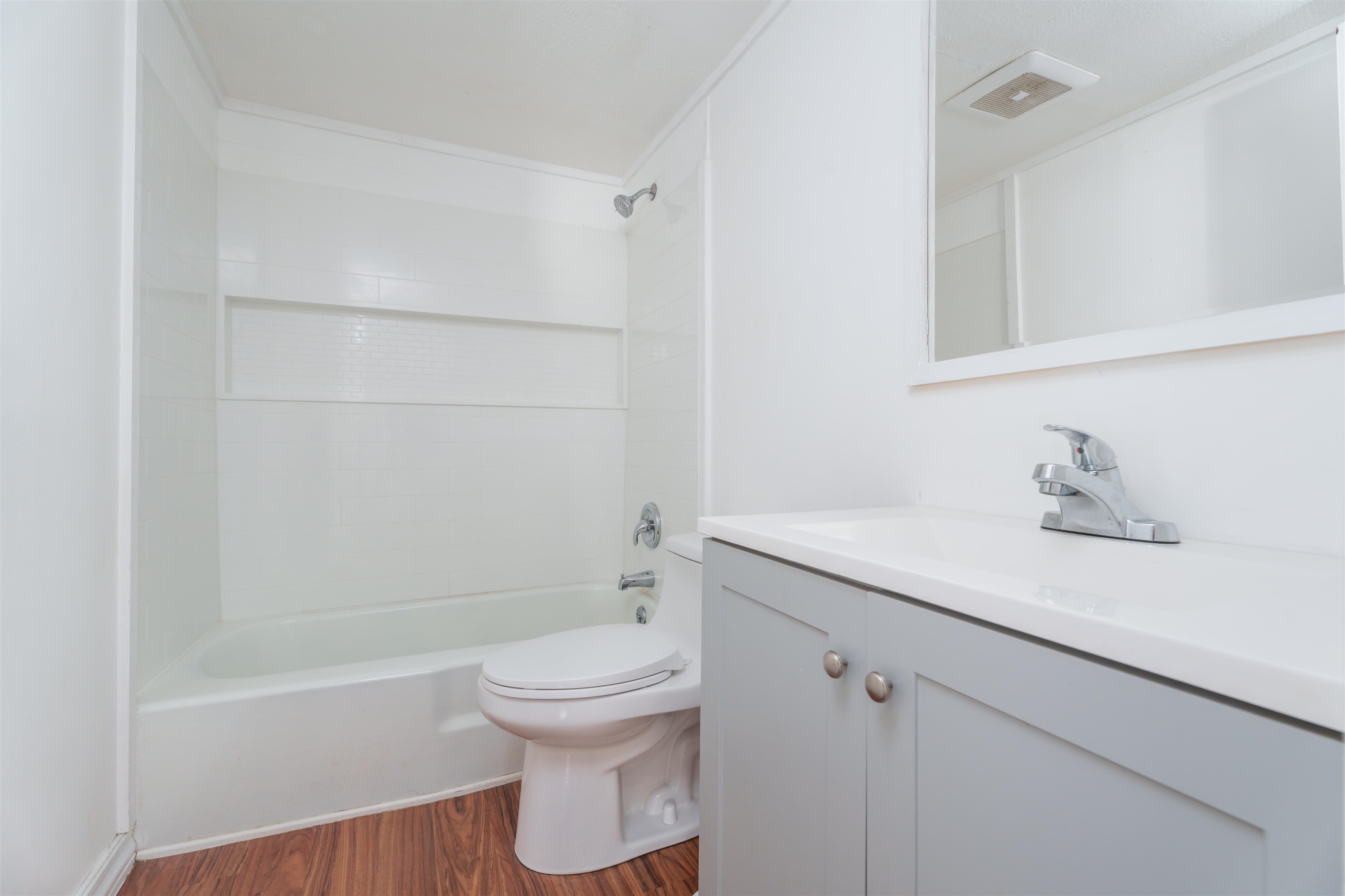 2800 6th Street, Owensboro, Kentucky 42301, 3 Bedrooms Bedrooms, ,1 BathroomBathrooms,Single Family Residence,For Sale,6th Street,89626