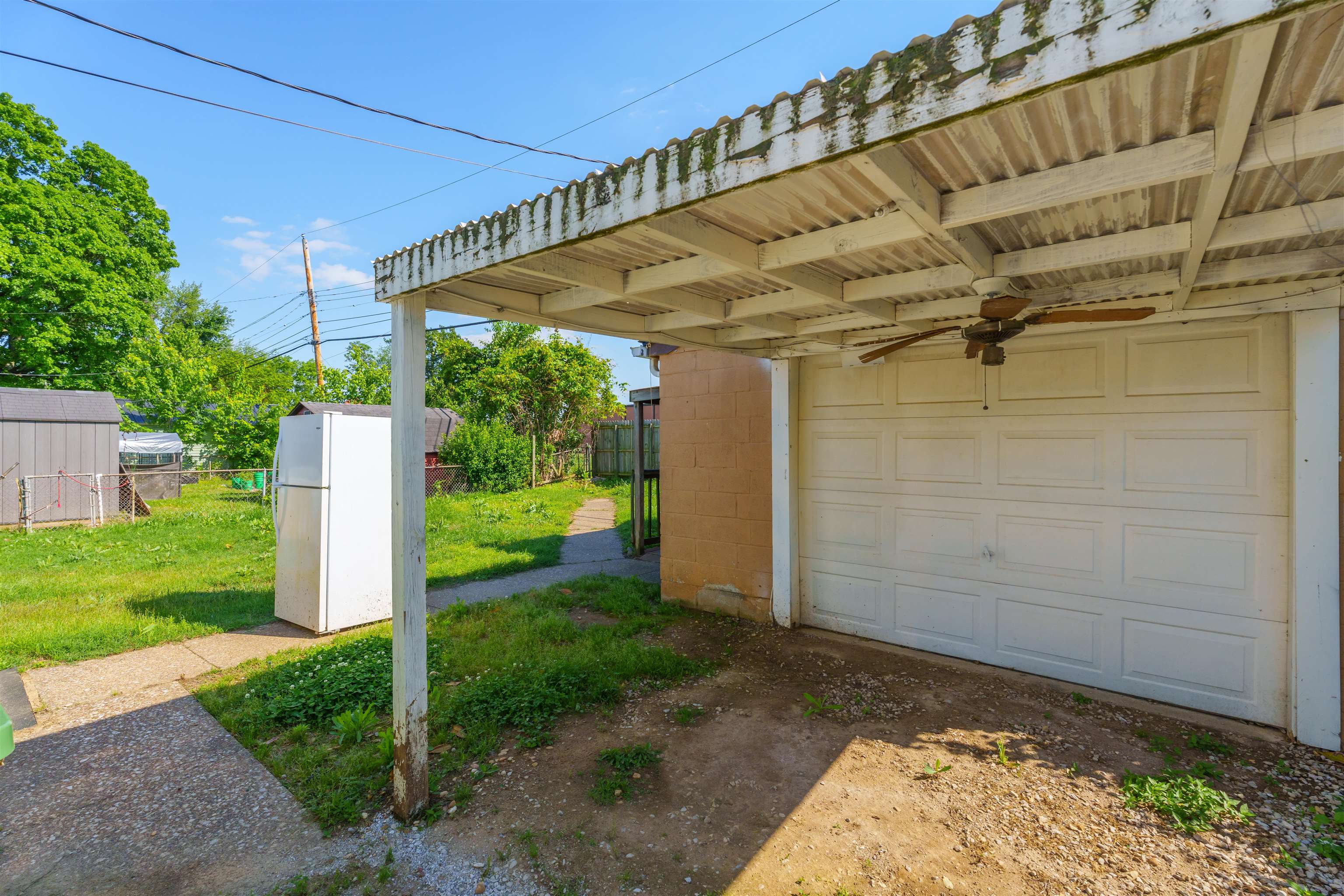 2800 6th Street, Owensboro, Kentucky 42301, 3 Bedrooms Bedrooms, ,1 BathroomBathrooms,Single Family Residence,For Sale,6th Street,89626