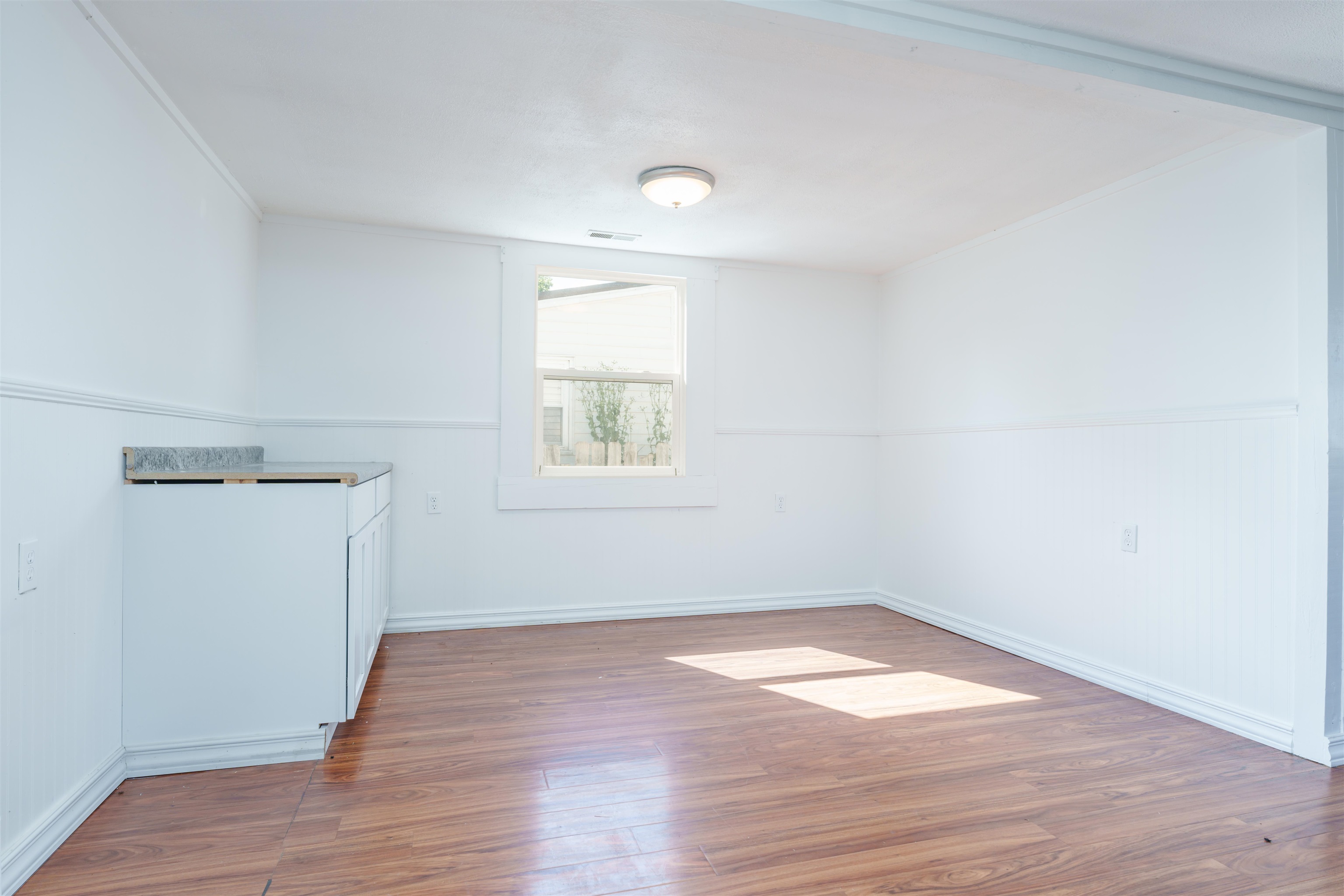 2800 6th Street, Owensboro, Kentucky 42301, 3 Bedrooms Bedrooms, ,1 BathroomBathrooms,Single Family Residence,For Sale,6th Street,89626
