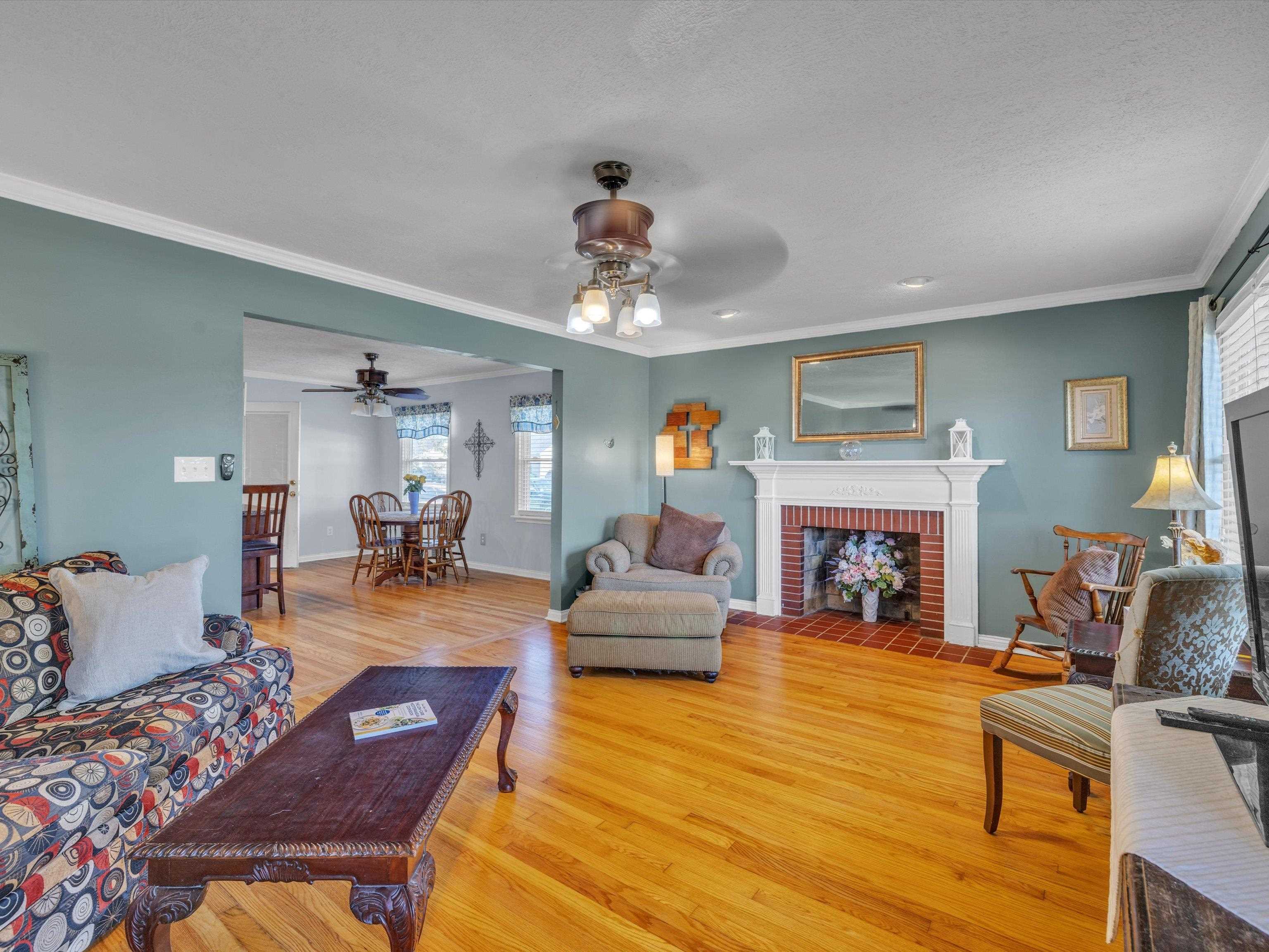 3821 Willow Way, Owensboro, Kentucky 42301, 3 Bedrooms Bedrooms, ,2 BathroomsBathrooms,Single Family Residence,For Sale,Willow Way,89629