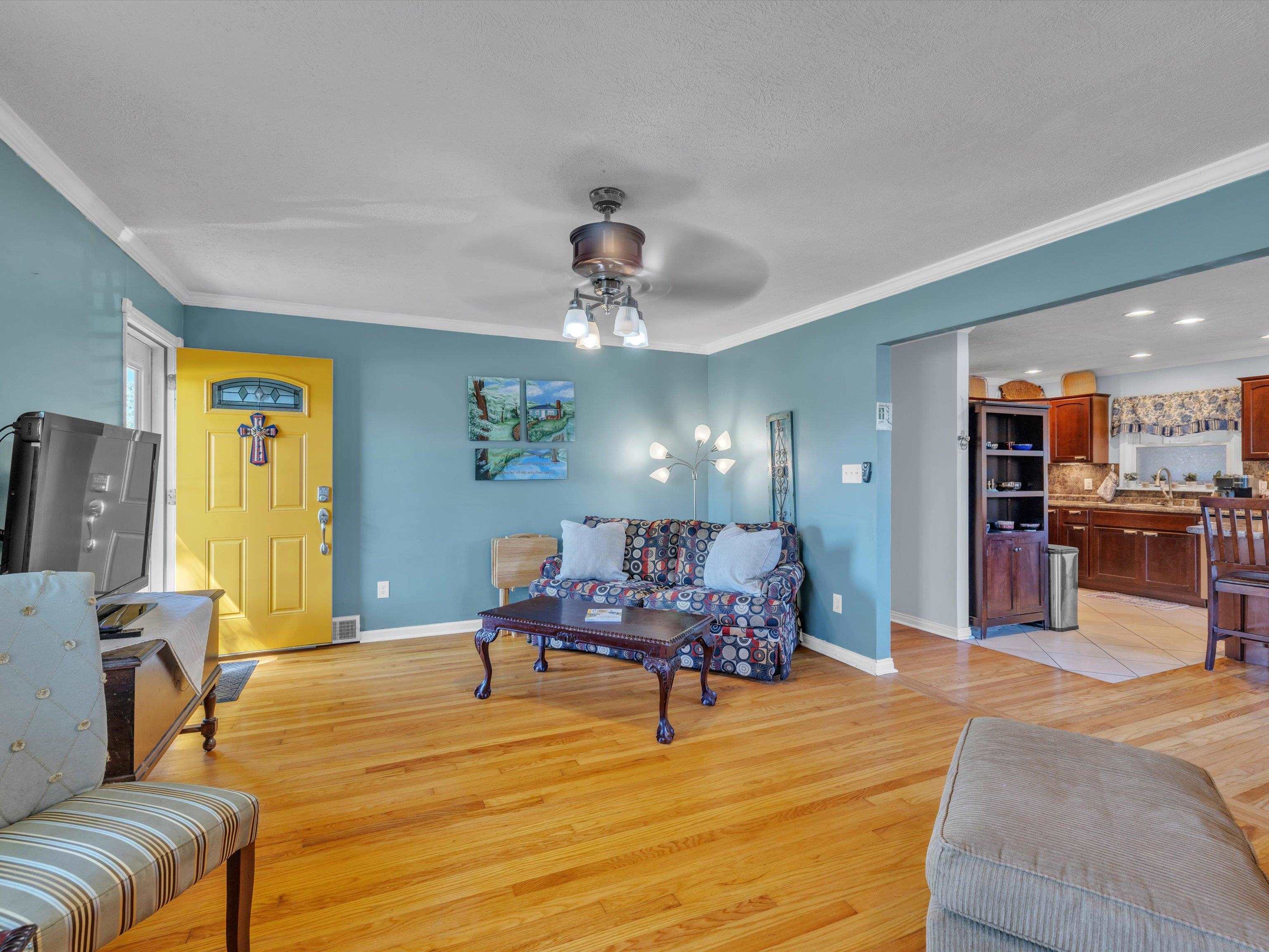 3821 Willow Way, Owensboro, Kentucky 42301, 3 Bedrooms Bedrooms, ,2 BathroomsBathrooms,Single Family Residence,For Sale,Willow Way,89629