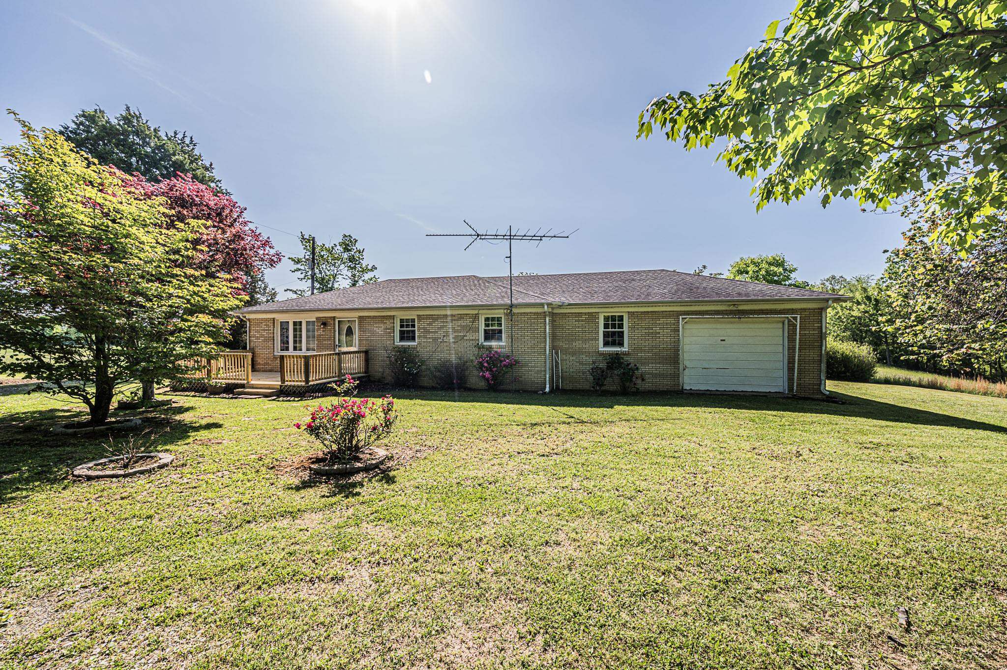 4800 State Route 2270, Greenville, Kentucky 42345, 5 Bedrooms Bedrooms, ,1 BathroomBathrooms,Single Family Residence,For Sale,State Route 2270,89632